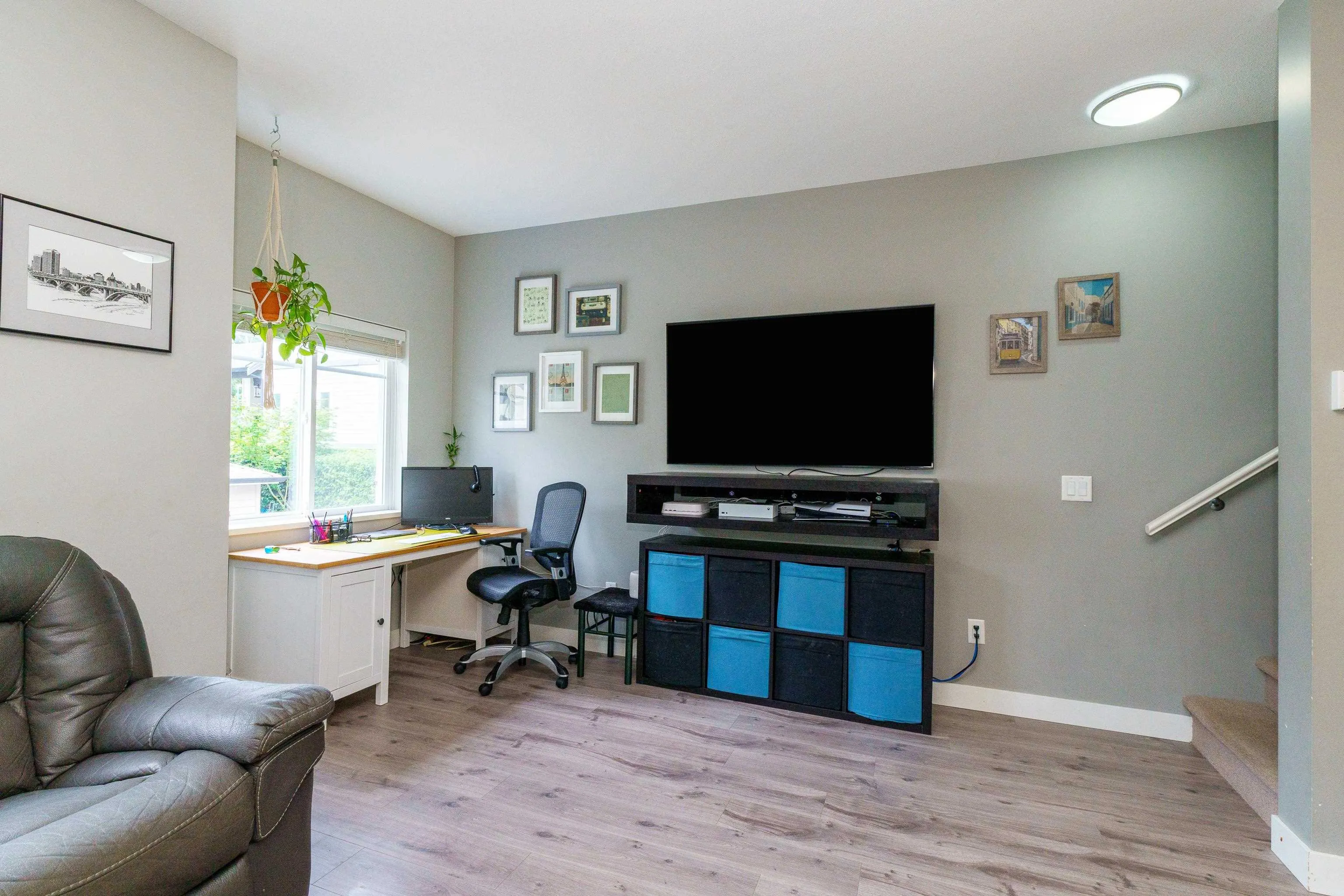 1219 Burke Mountain Street #30