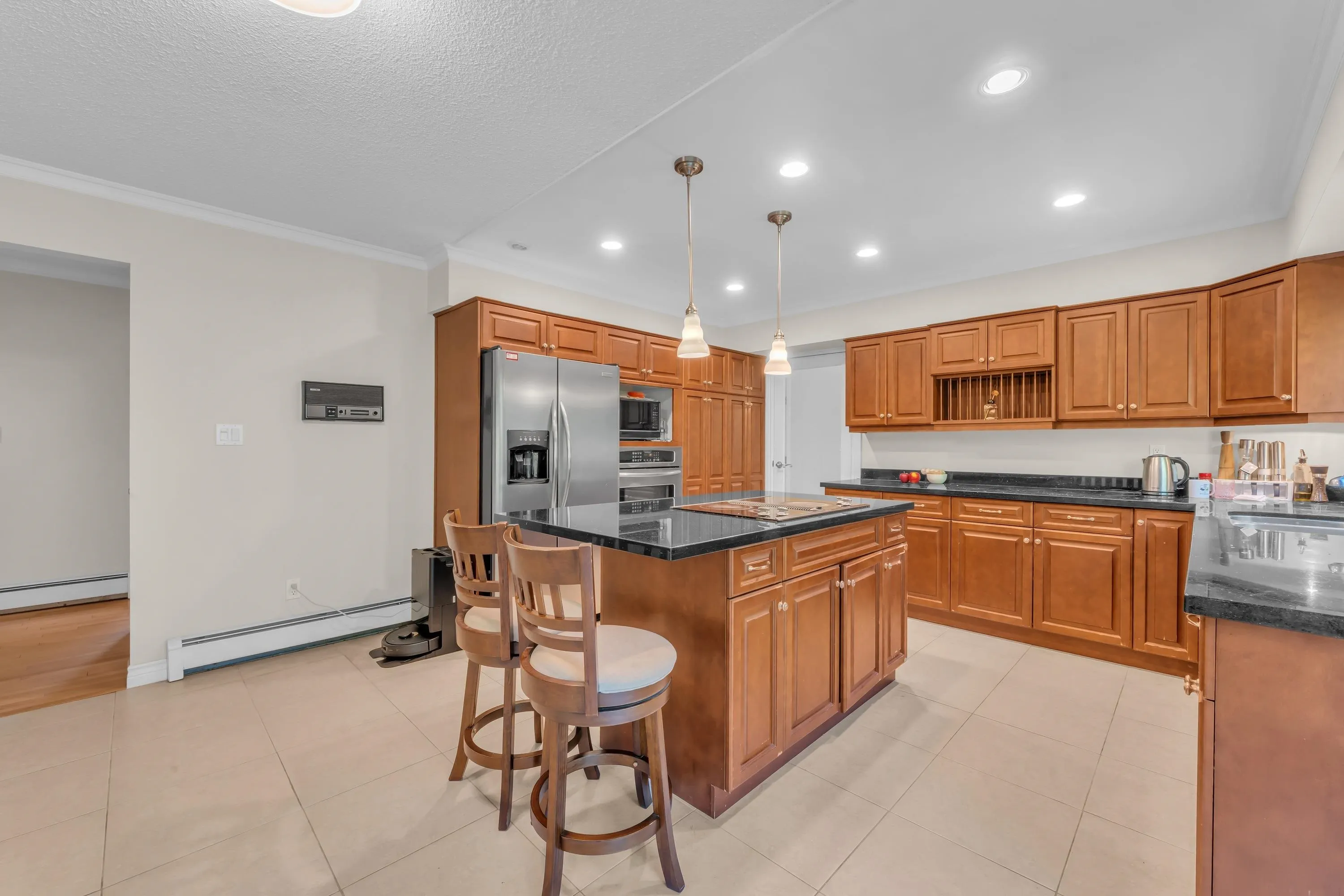 3635 Lynndale Crescent