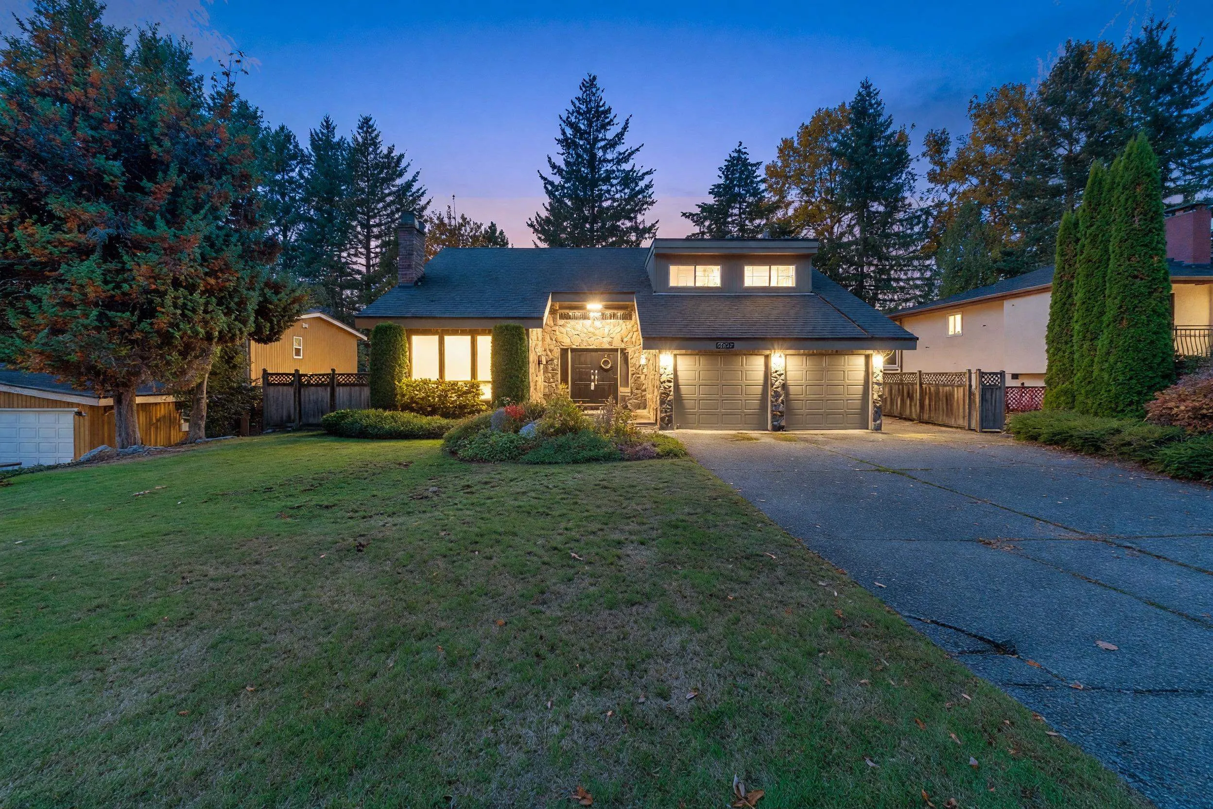 3635 Lynndale Crescent