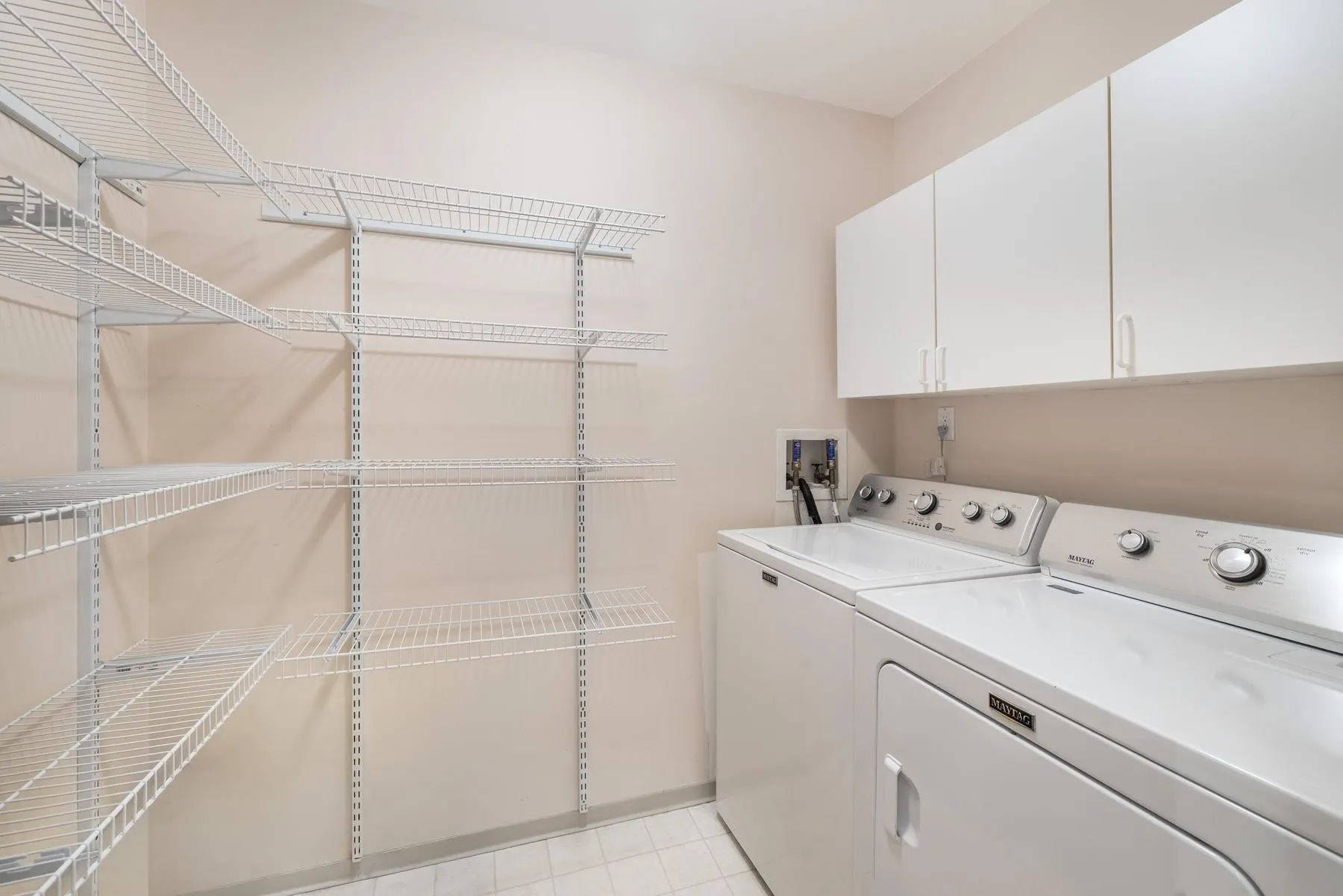 678 W Queens Road #206