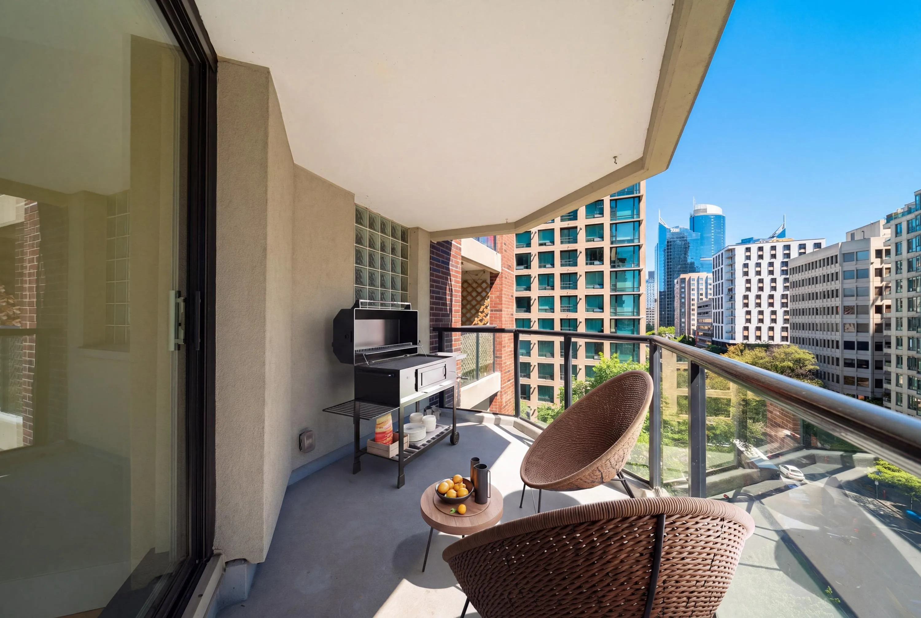 1010 Burnaby Street #905