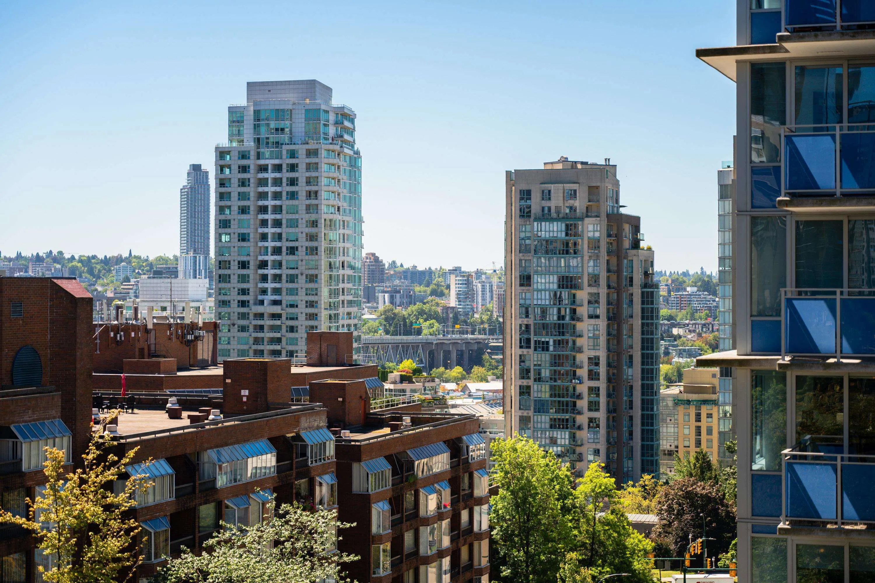 1010 Burnaby Street #905