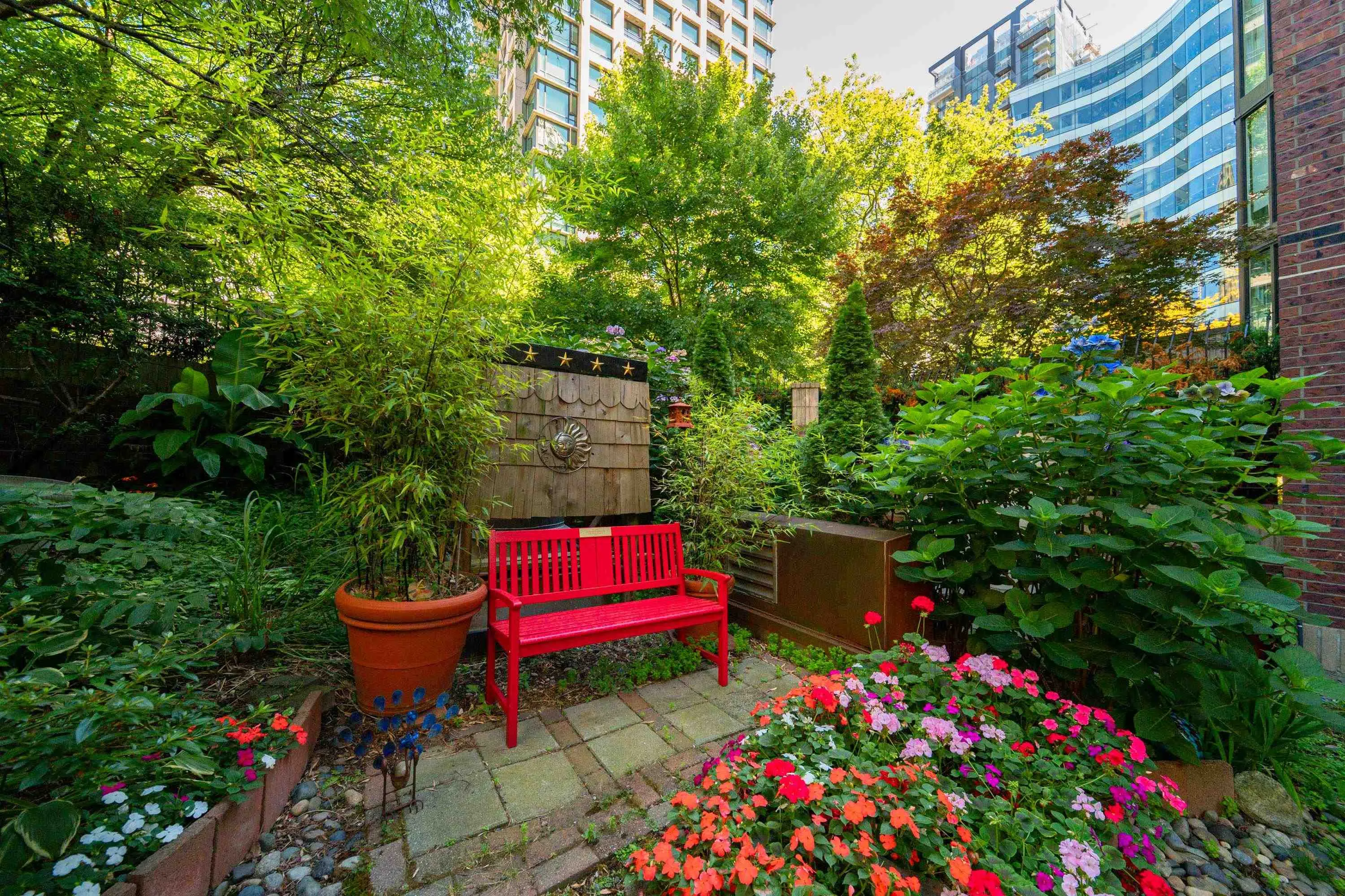 1010 Burnaby Street #905