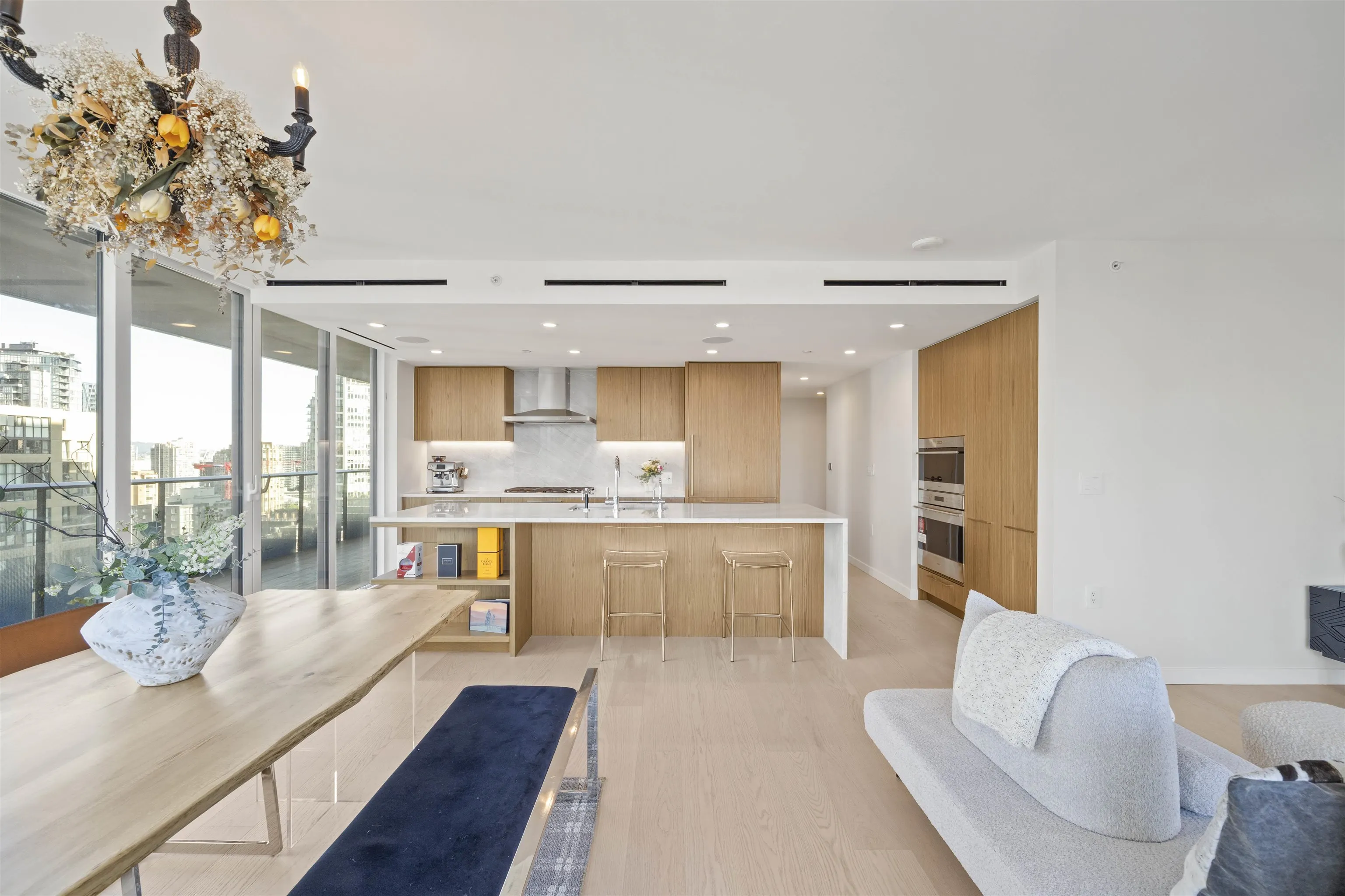 1335 Howe Street #1801
