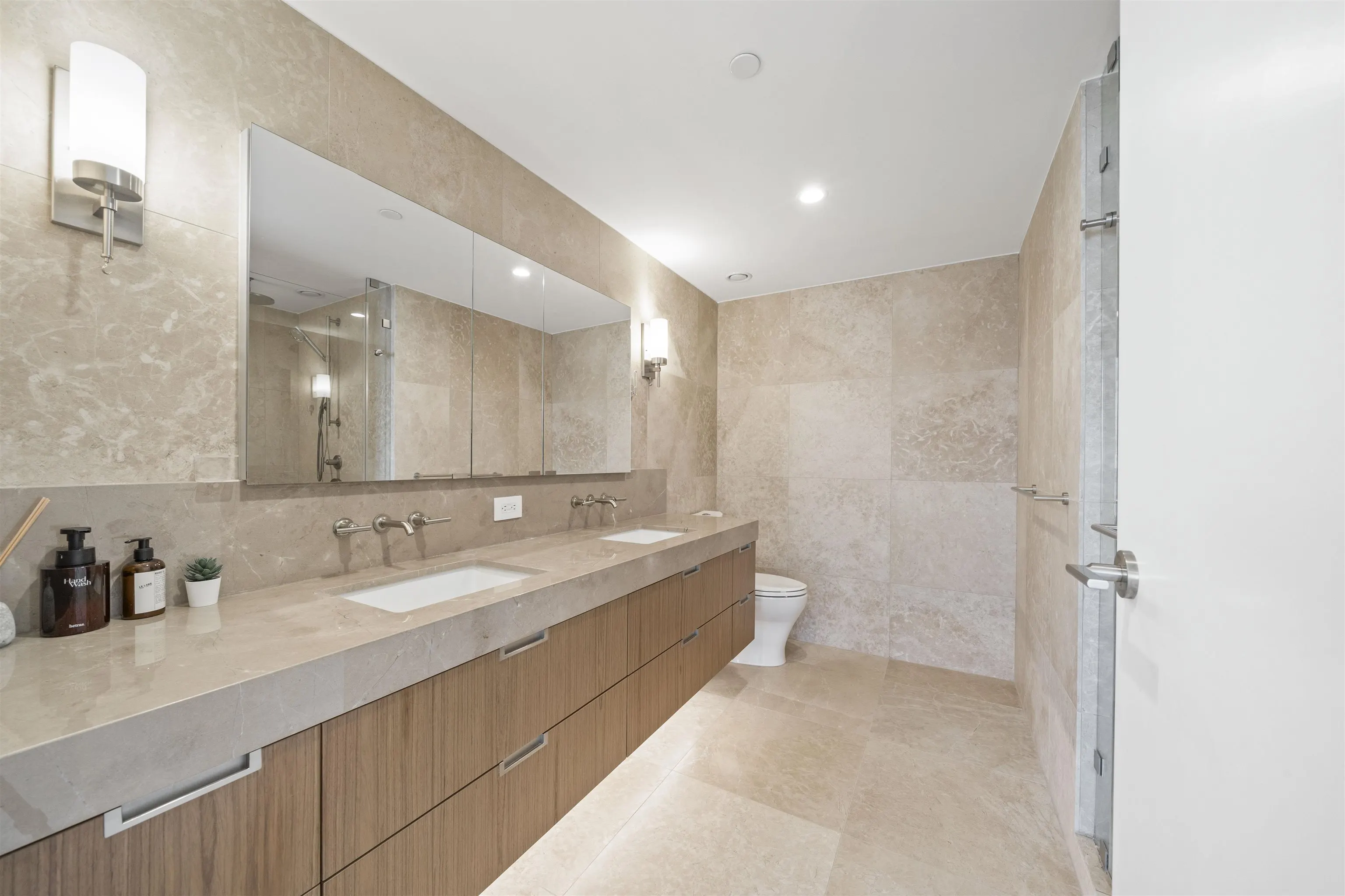 1335 Howe Street #1801
