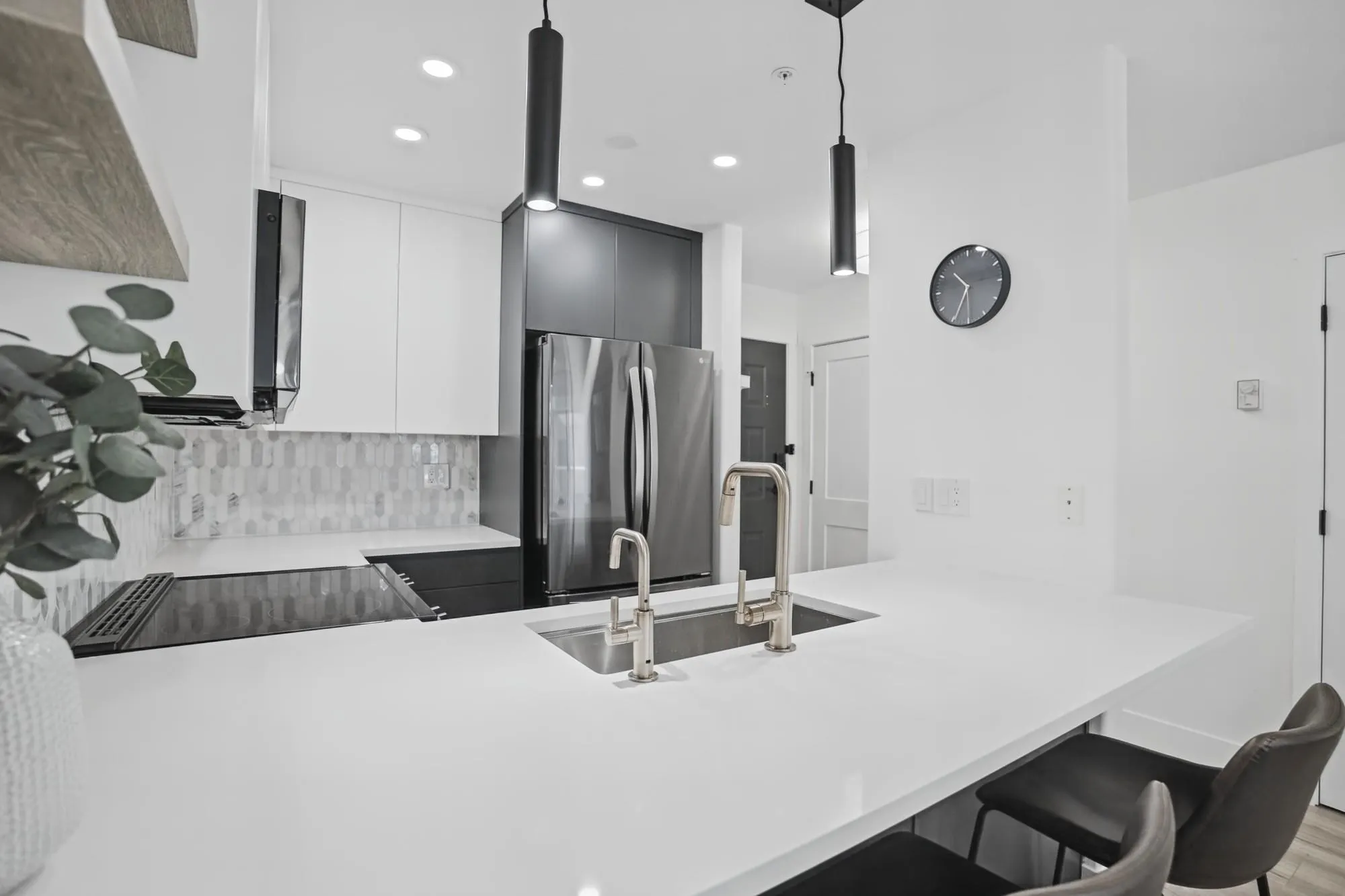 328 Esplanade Avenue #412