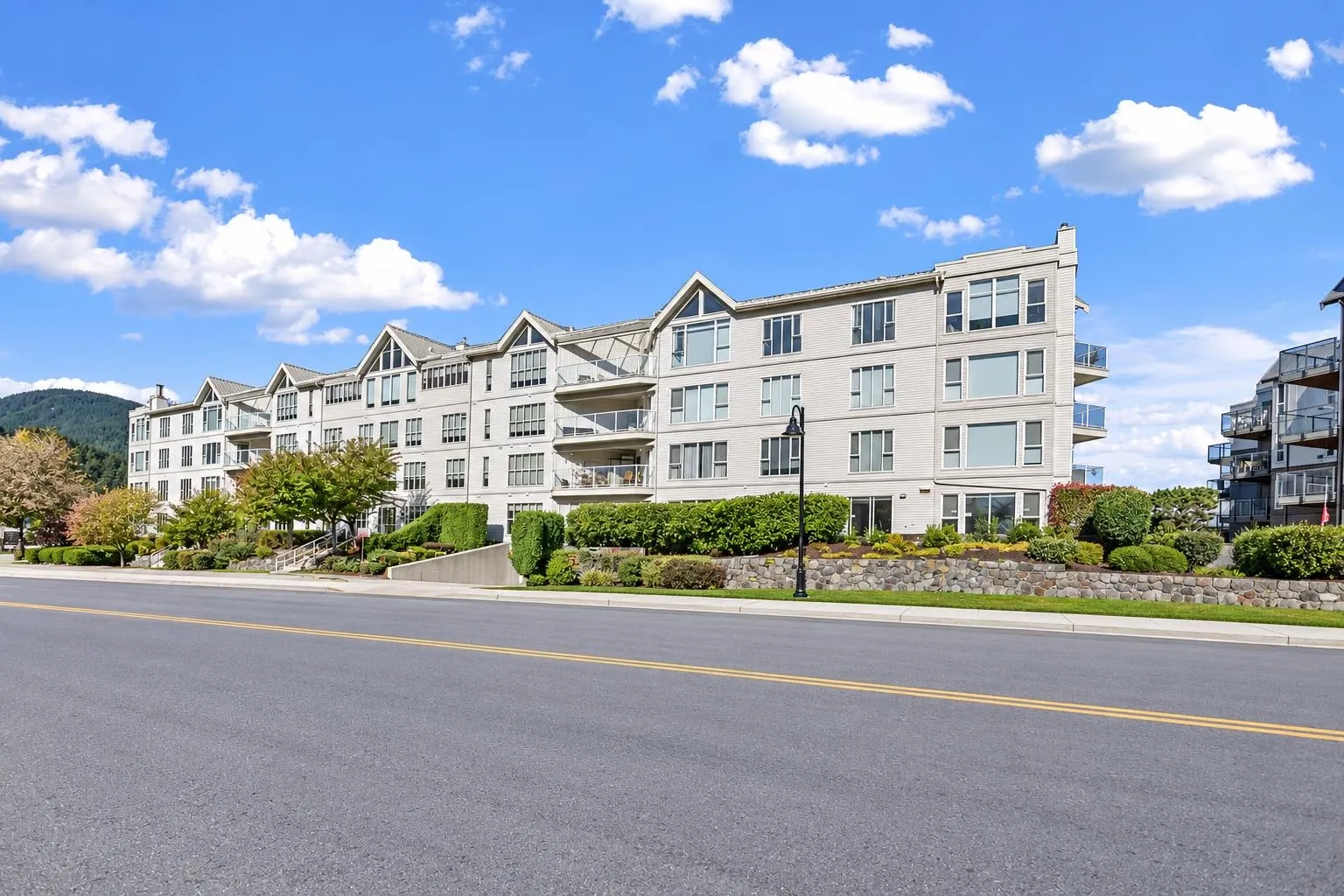 328 Esplanade Avenue #412
