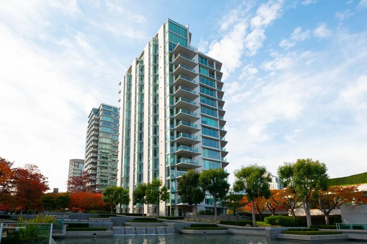 1777 Bayshore Drive #1303