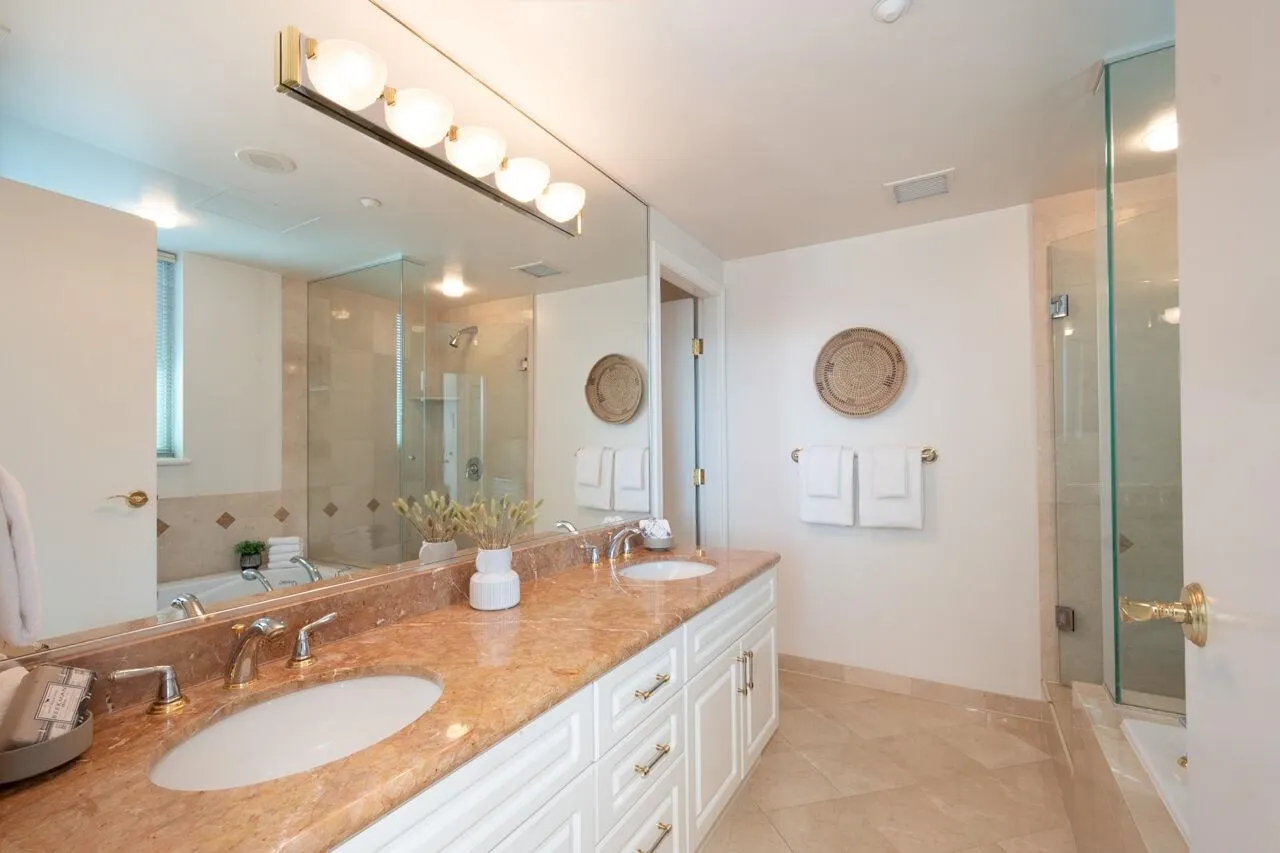 1777 Bayshore Drive #1303
