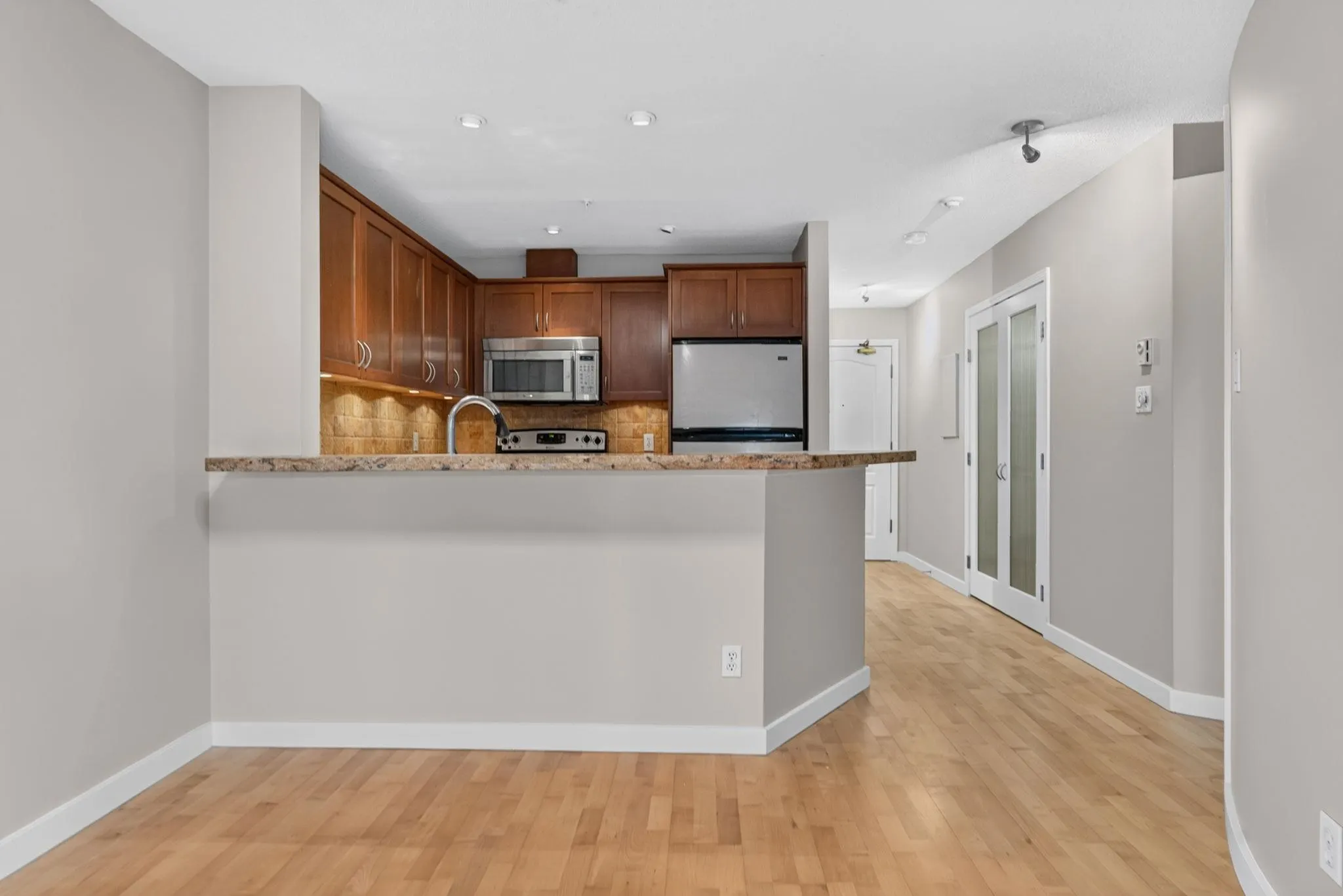 1208 Bidwell Street #105