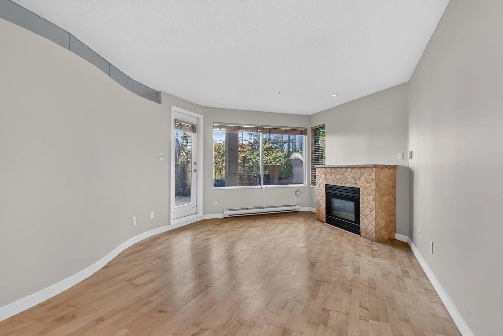 1208 Bidwell Street #105