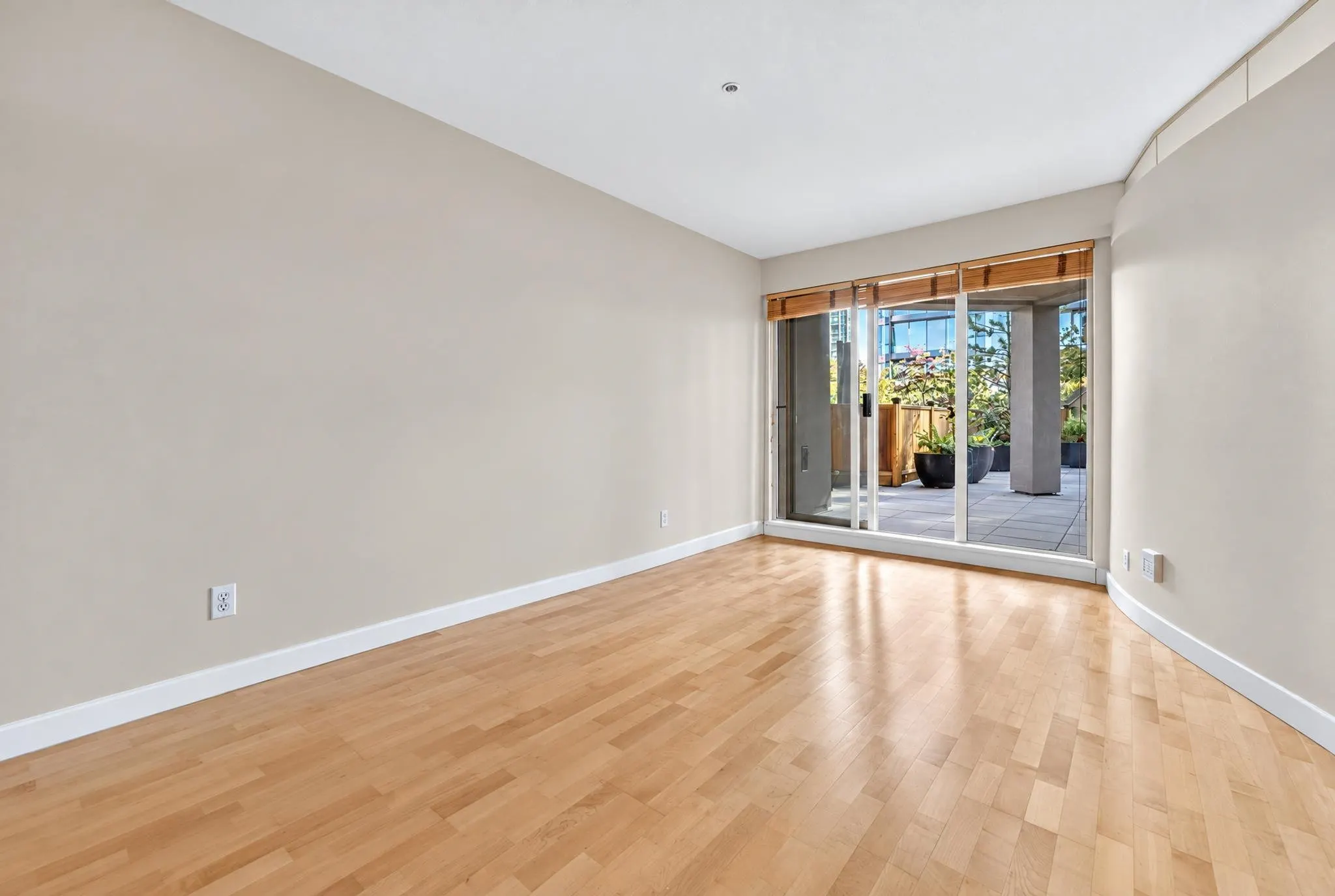 1208 Bidwell Street #105