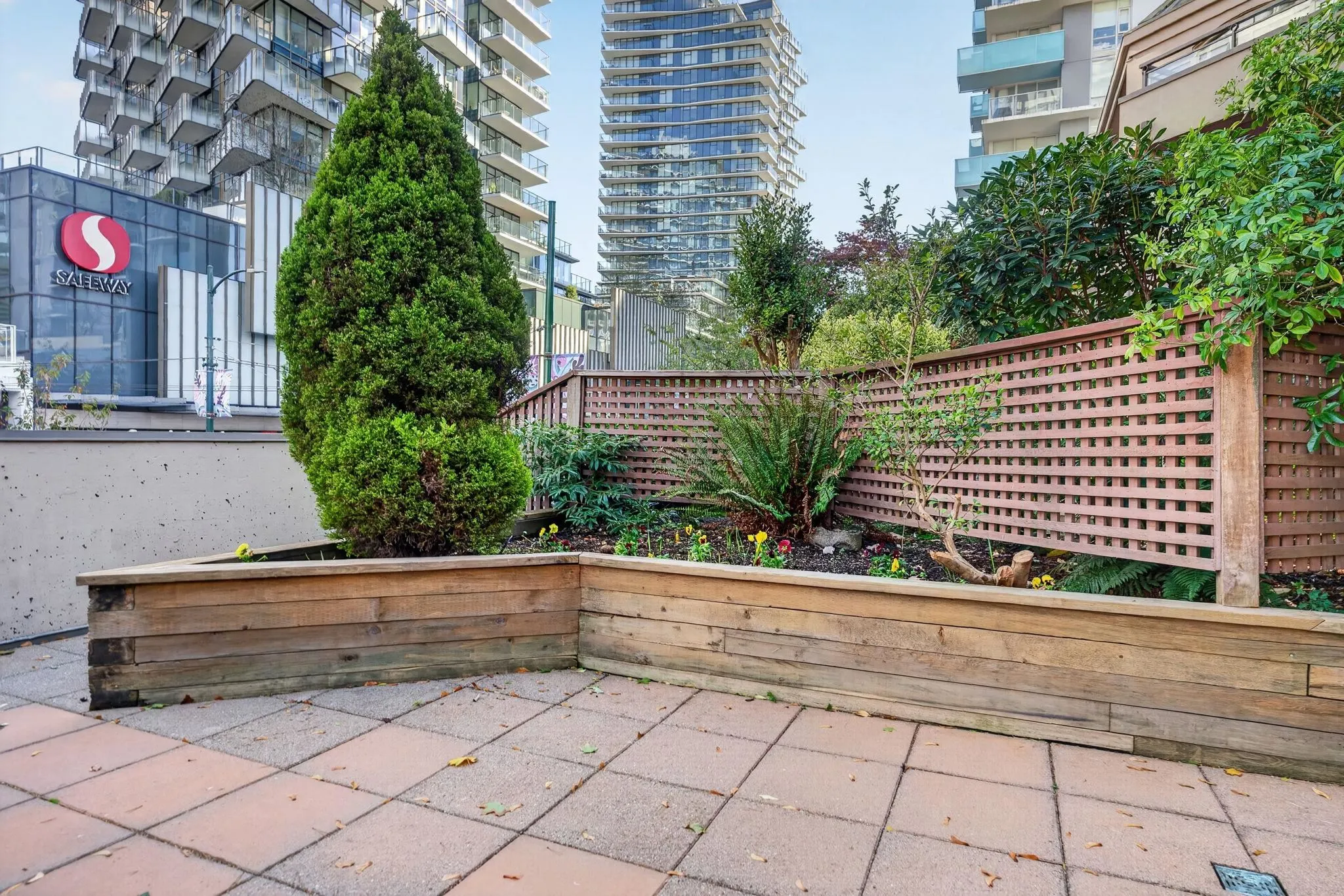 1208 Bidwell Street #105