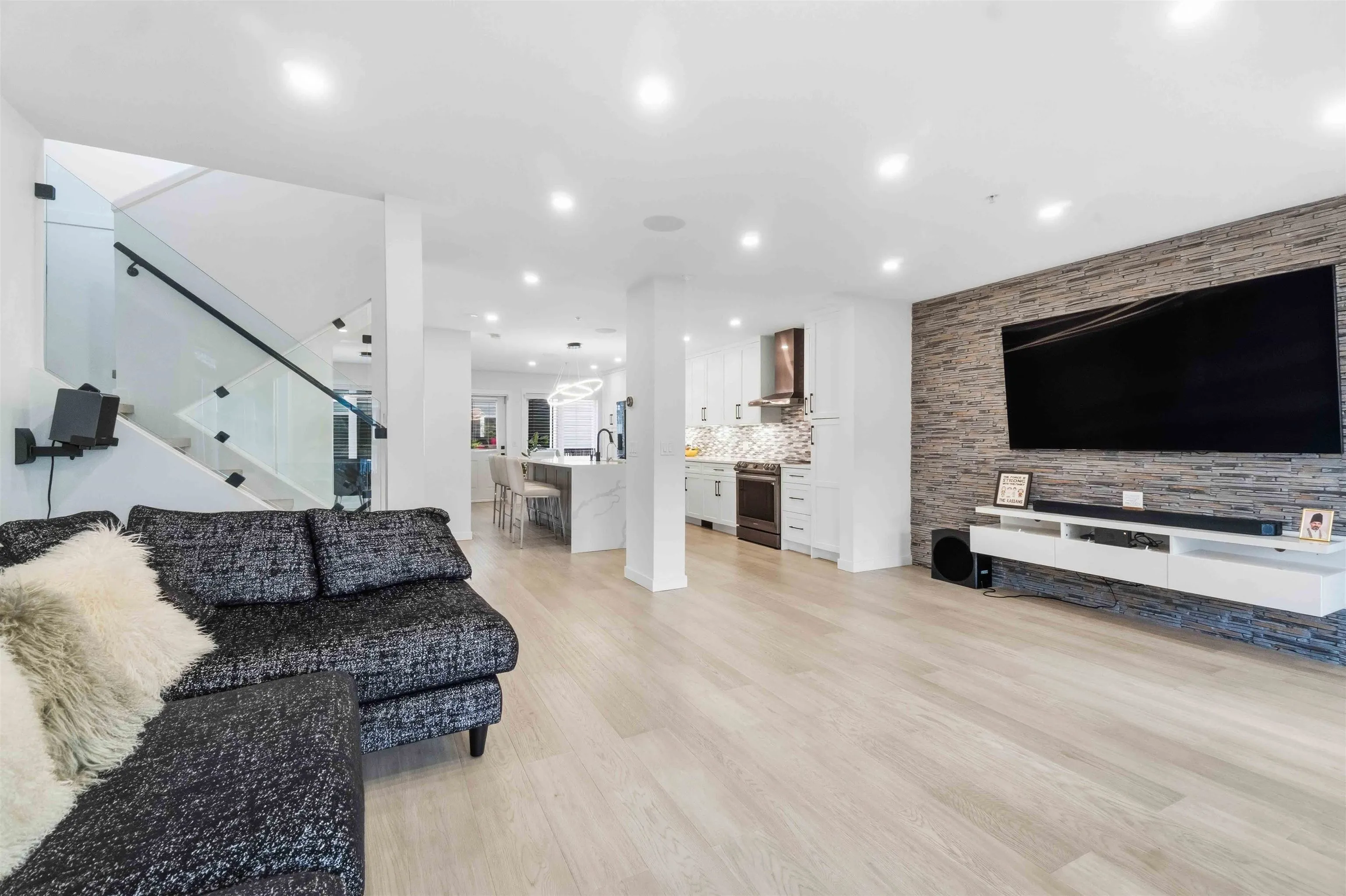 3000 Riverbend Drive #313