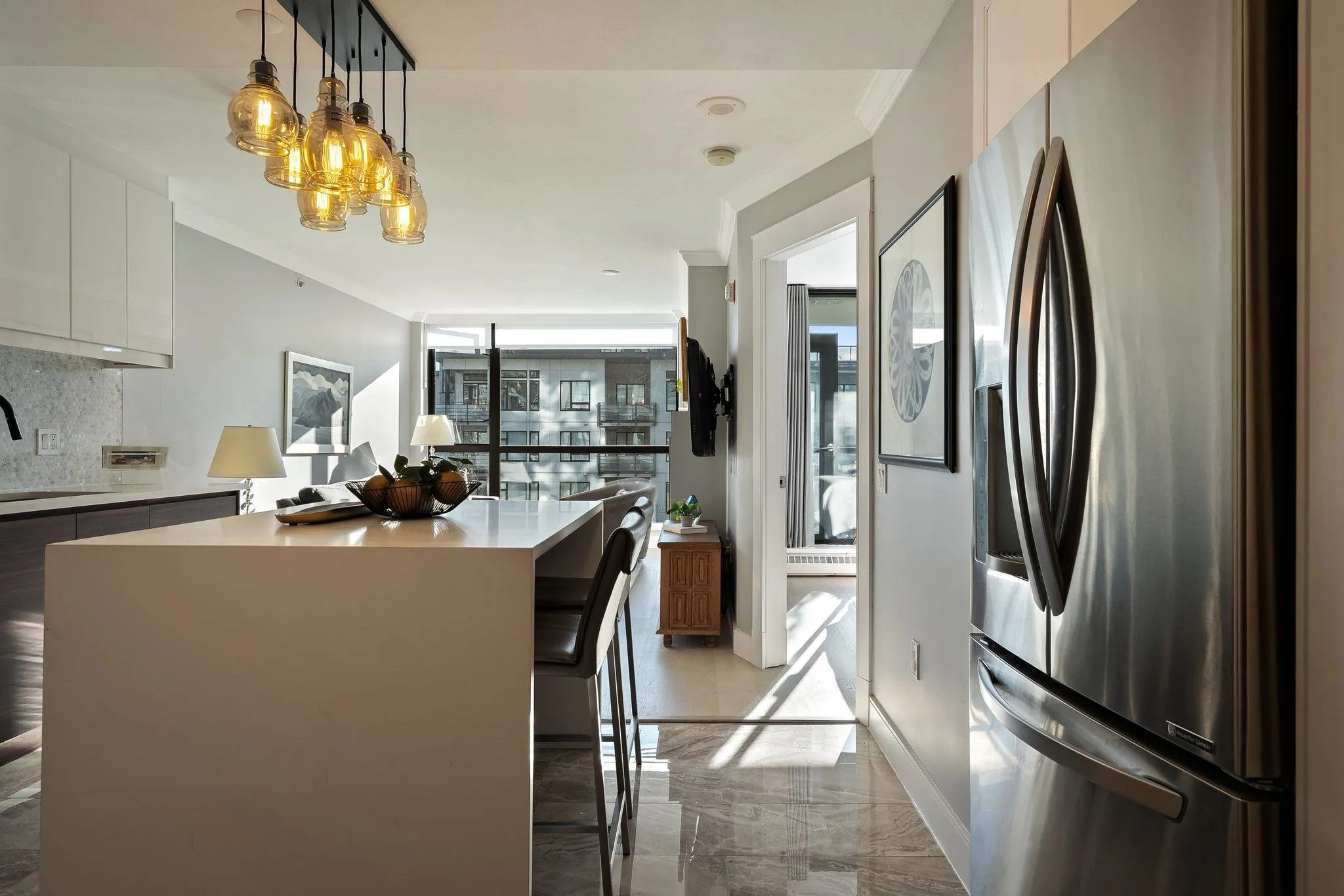 124 W 1st Street #504