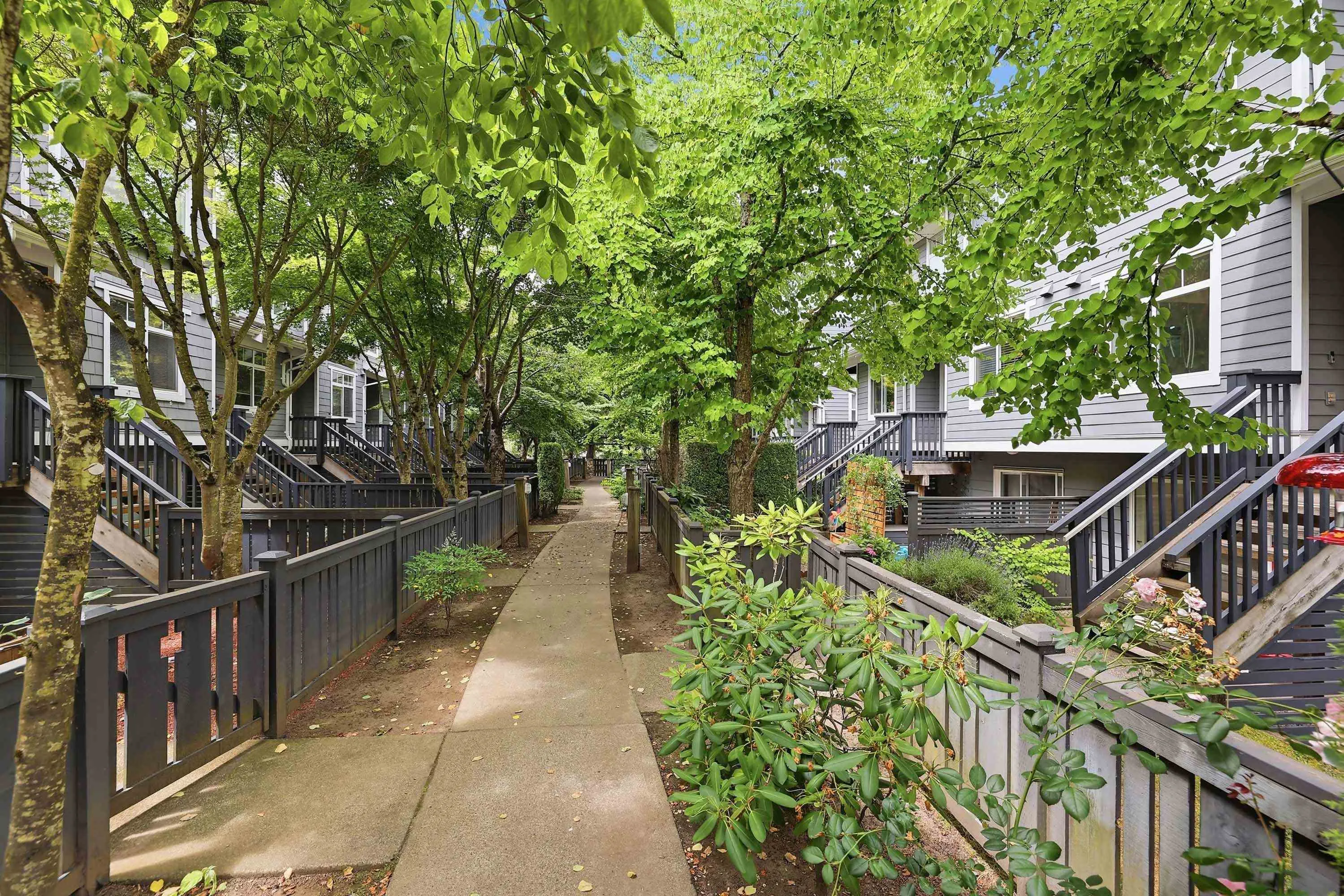 15236 36 Avenue #141