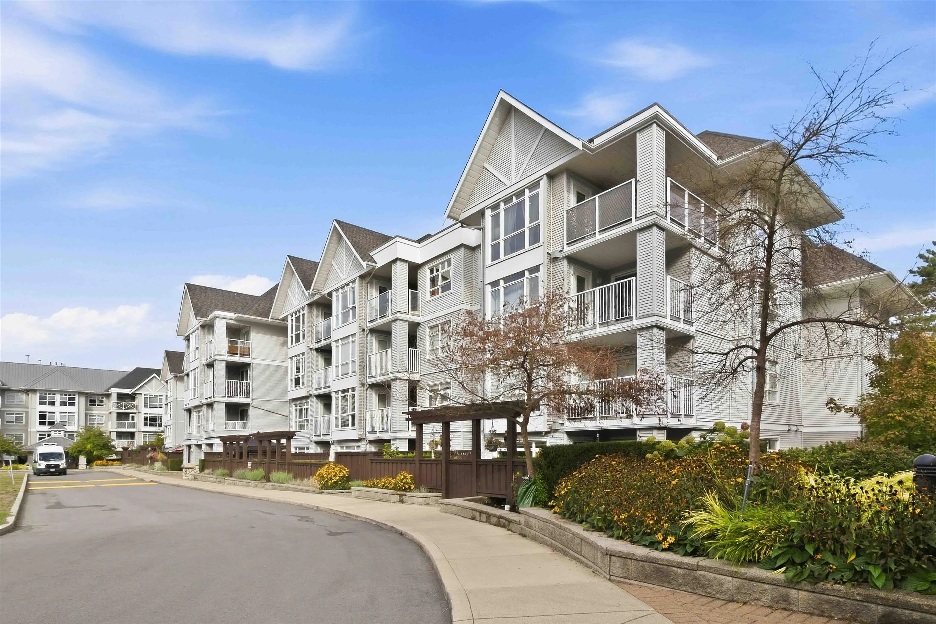 3142 St Johns Street #401