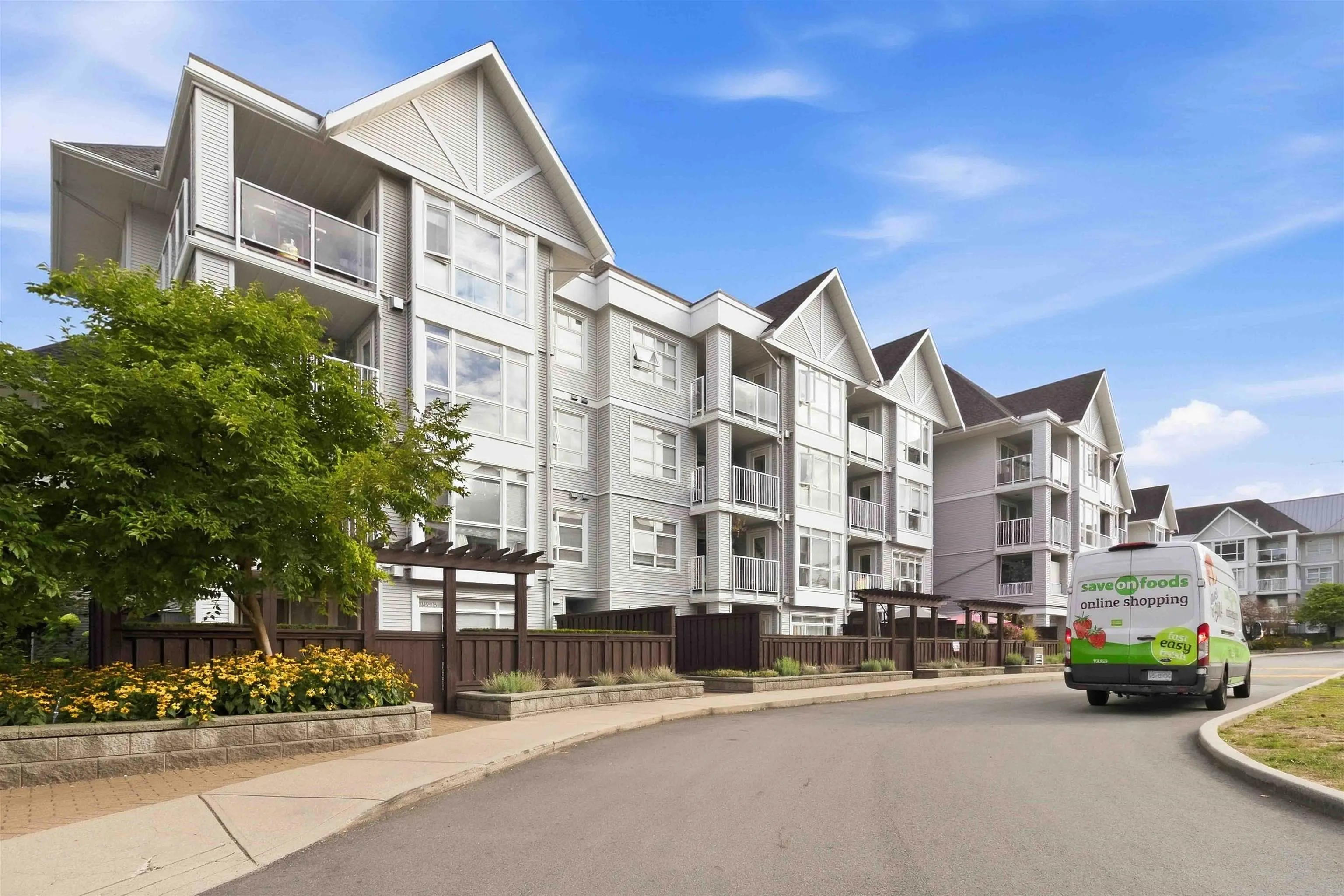 3142 St Johns Street #401