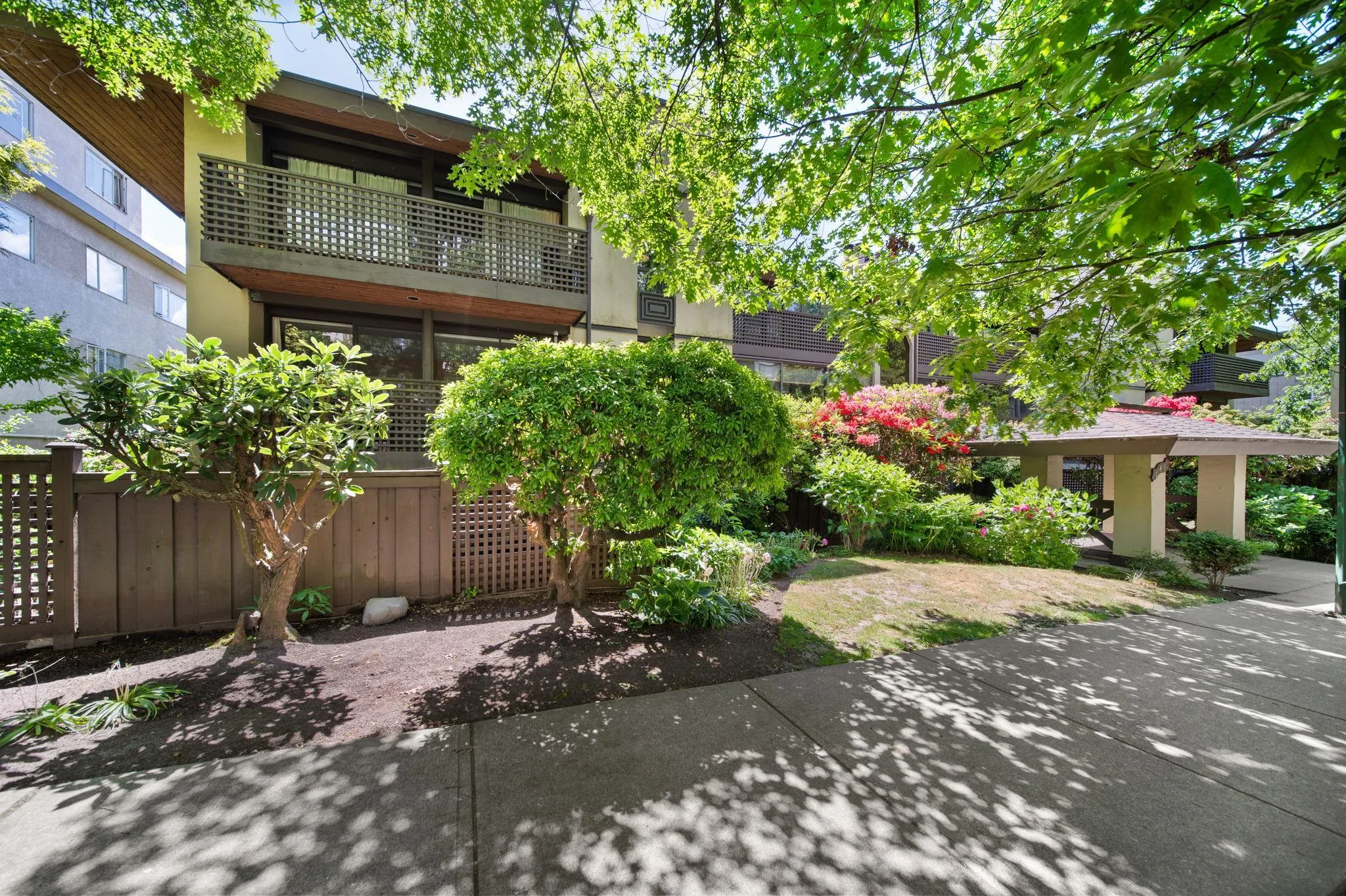 141 W 13th Street #304