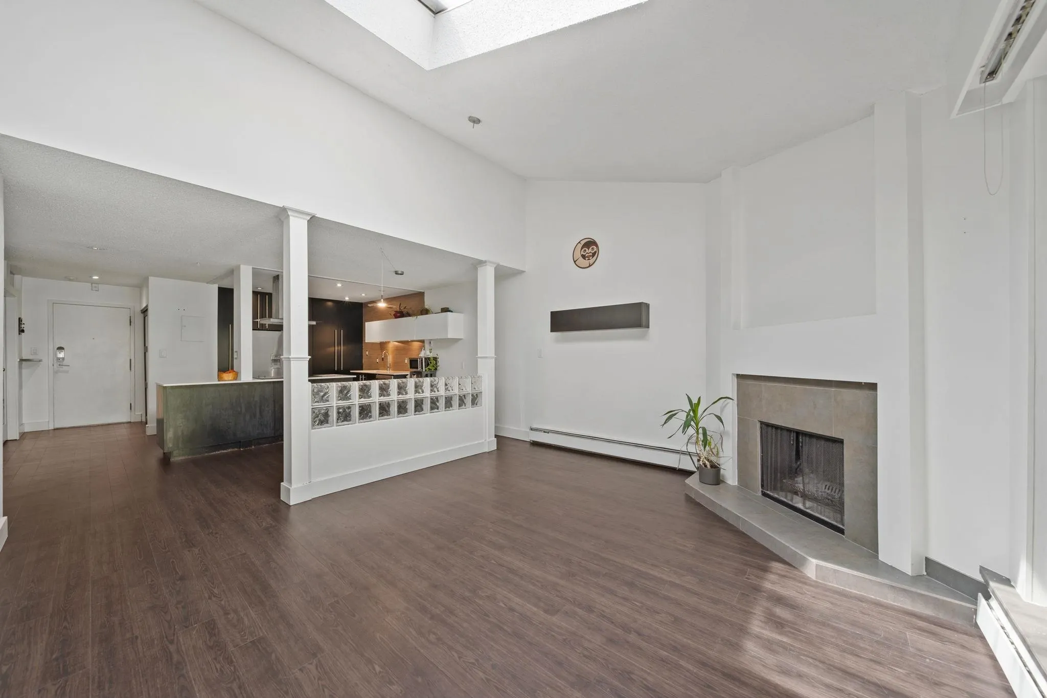 141 W 13th Street #304
