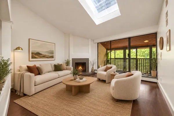 141 W 13th Street #304