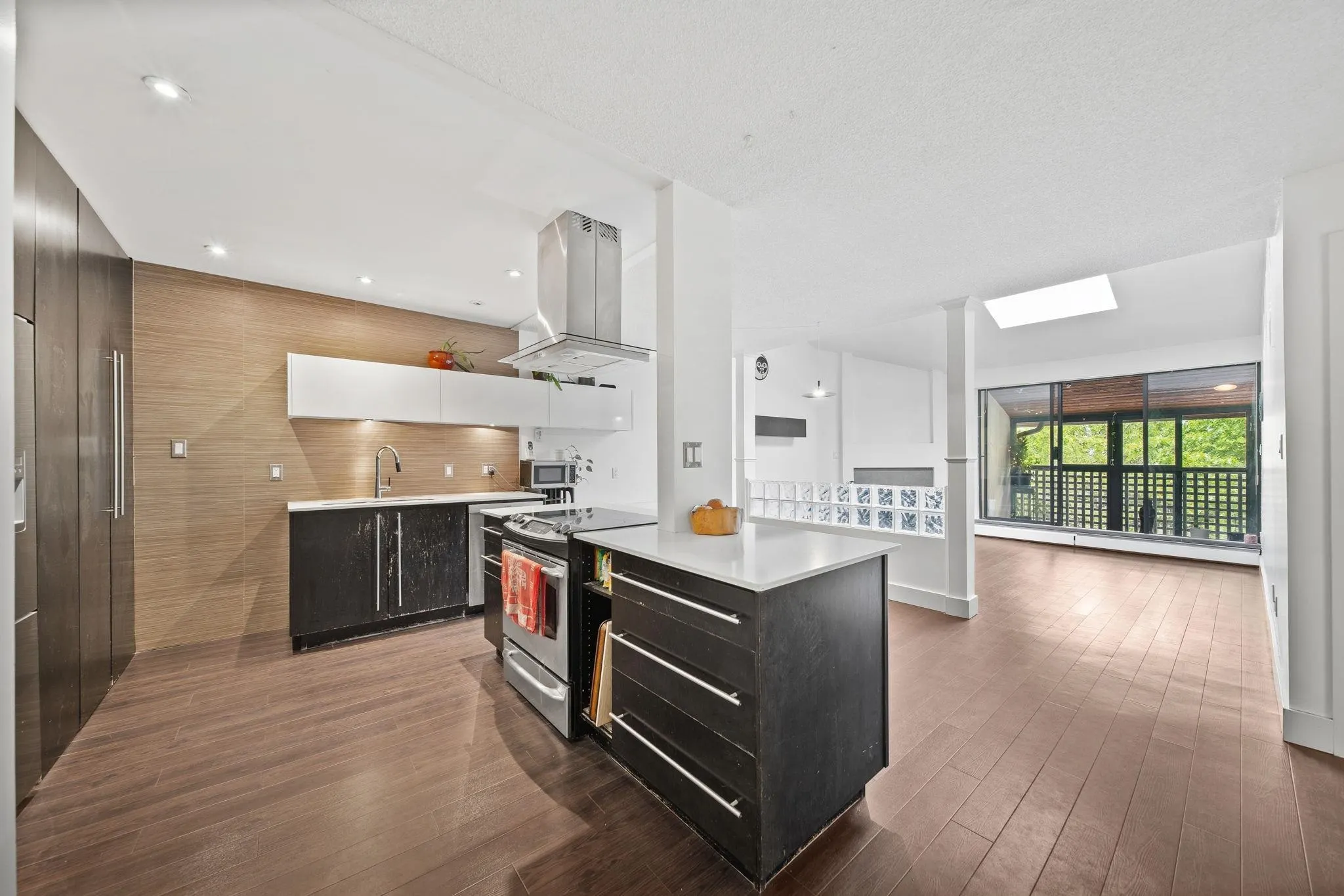141 W 13th Street #304