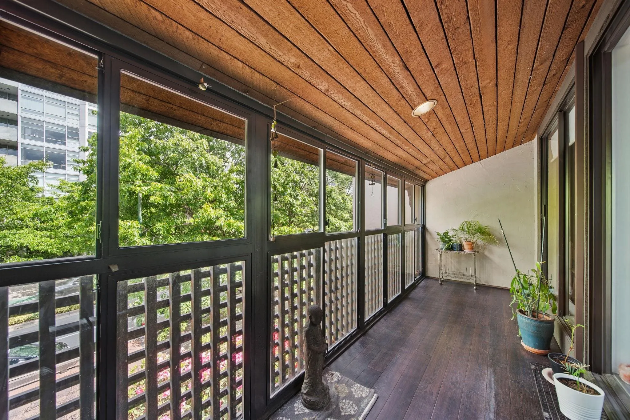 141 W 13th Street #304