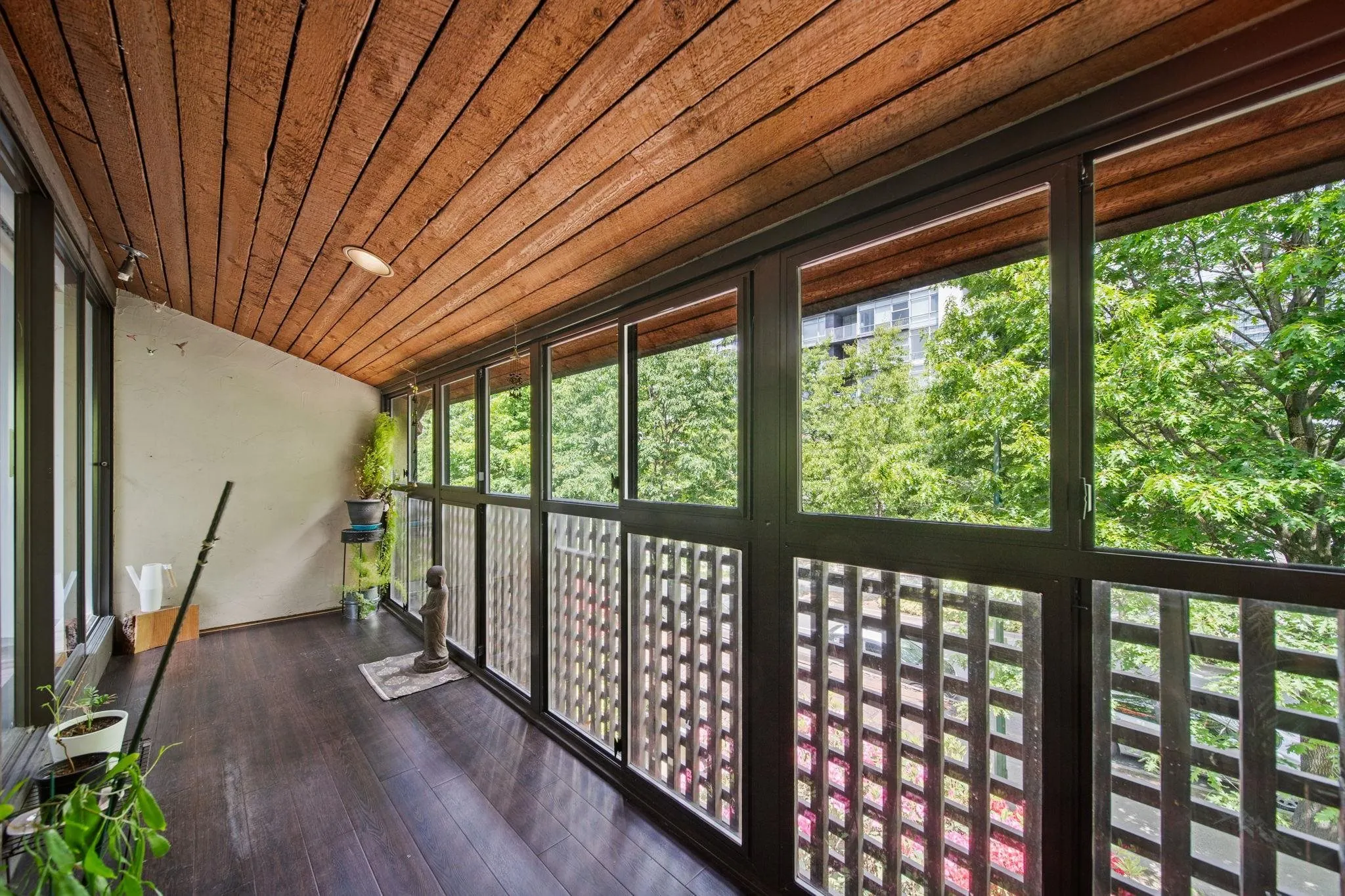 141 W 13th Street #304