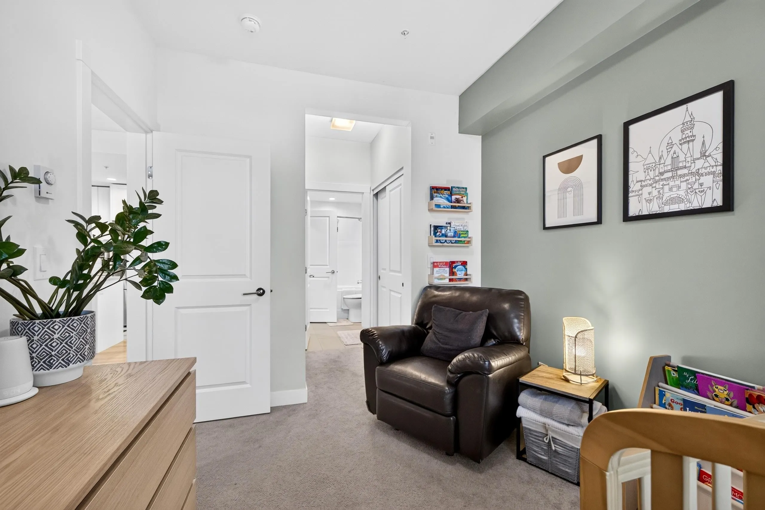 20487 65 Avenue #B306