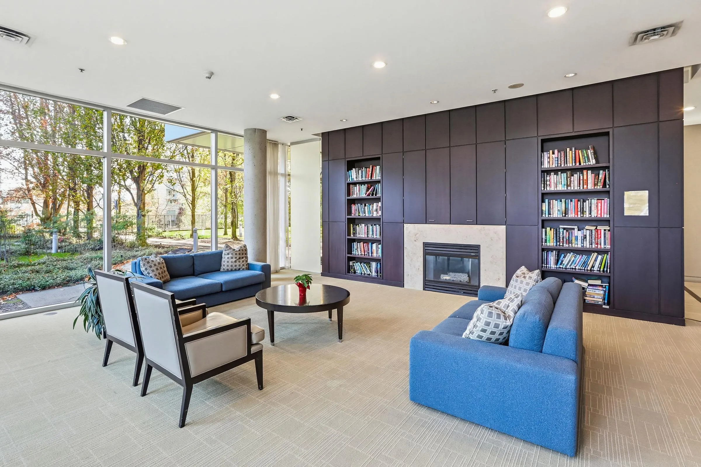 1438 Richards Street #1906