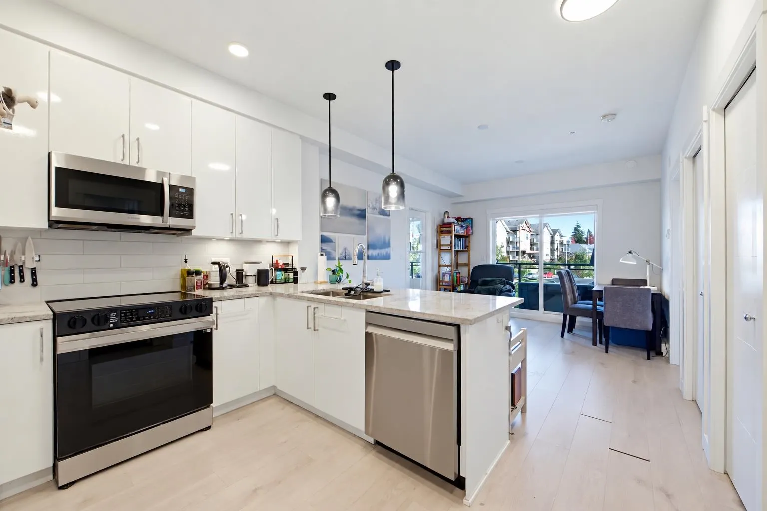 5504 Brydon Crescent #215