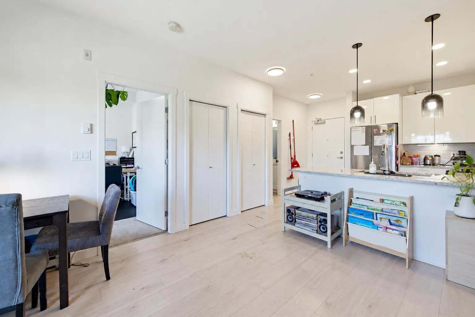 5504 Brydon Crescent #215