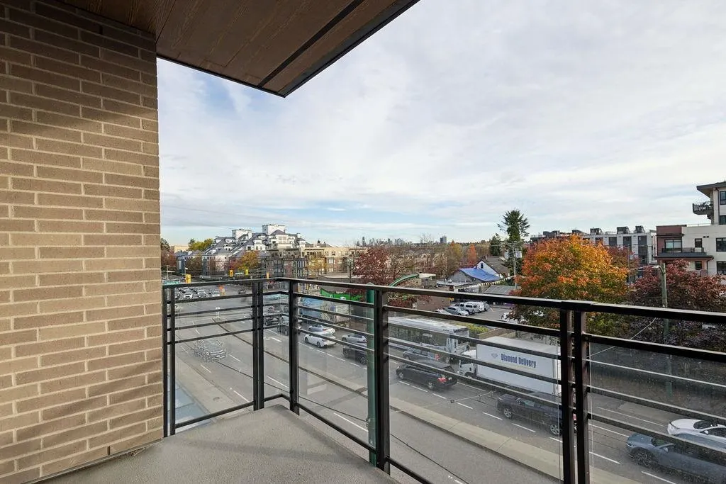 2450 Garden Drive #318