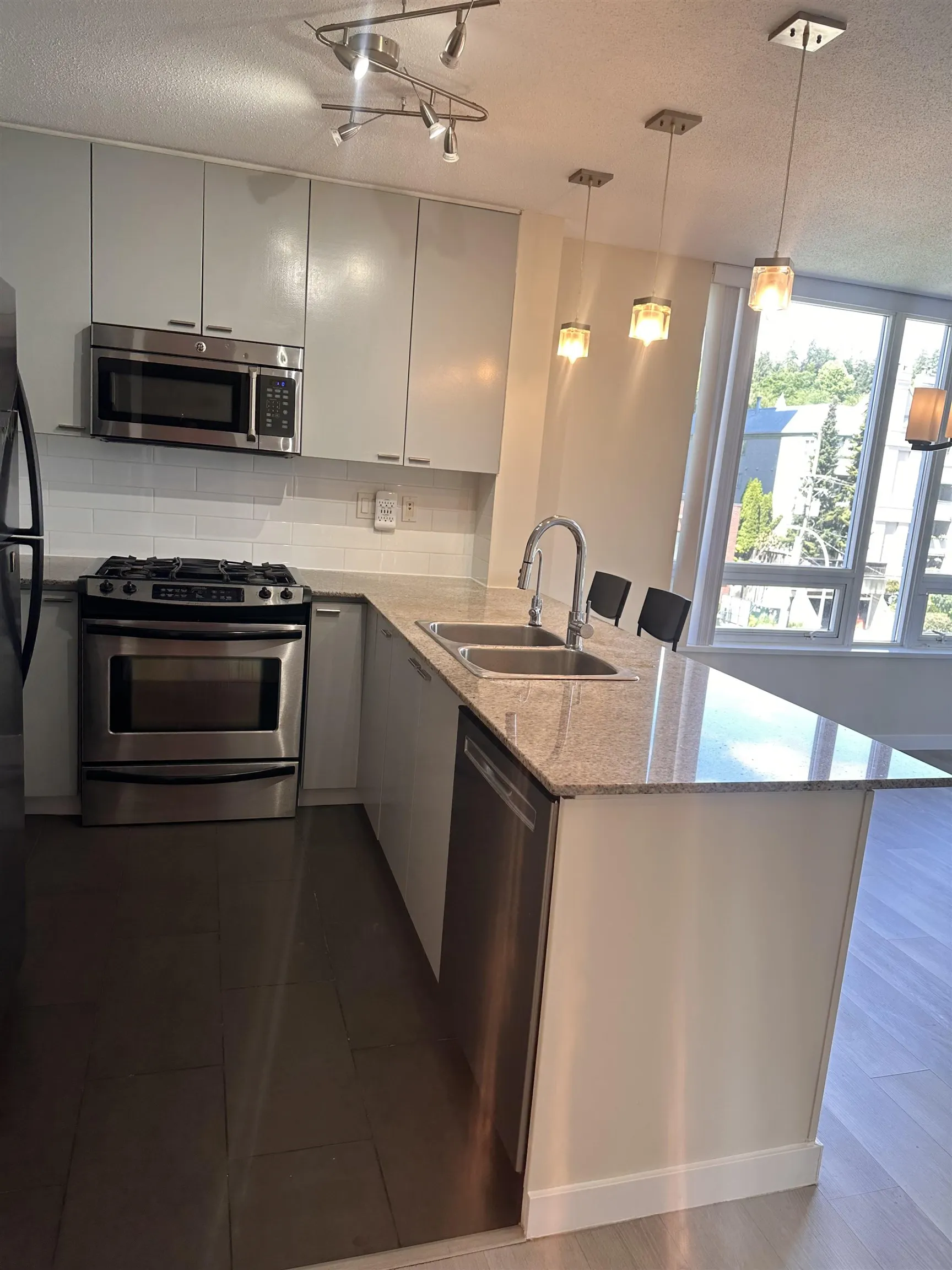 39 Sixth Street #601