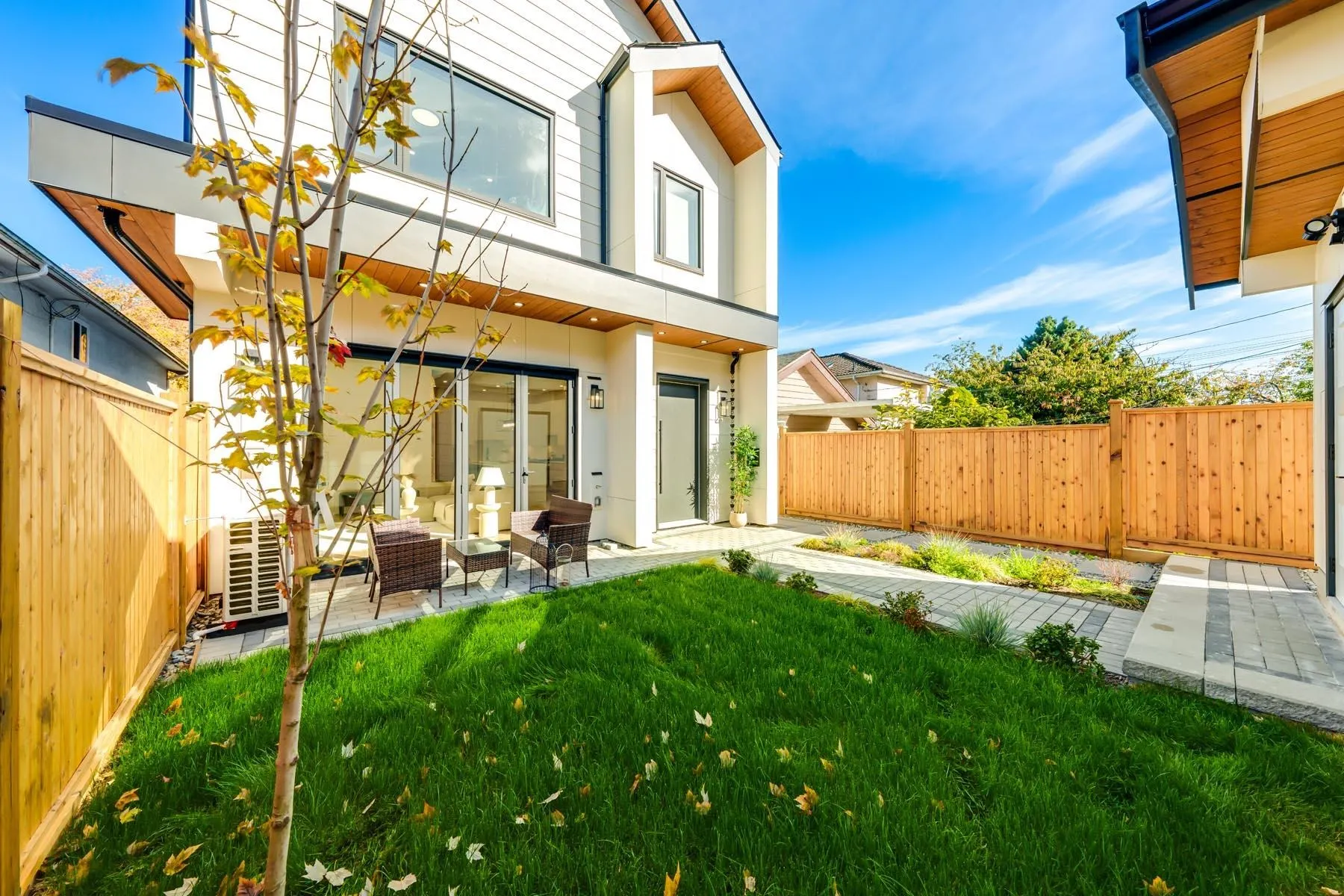 2686 Mcgill Street #2