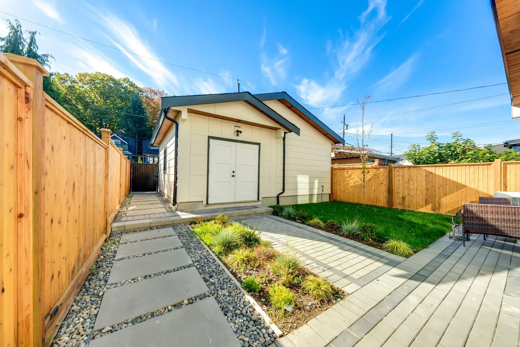 2686 Mcgill Street #2