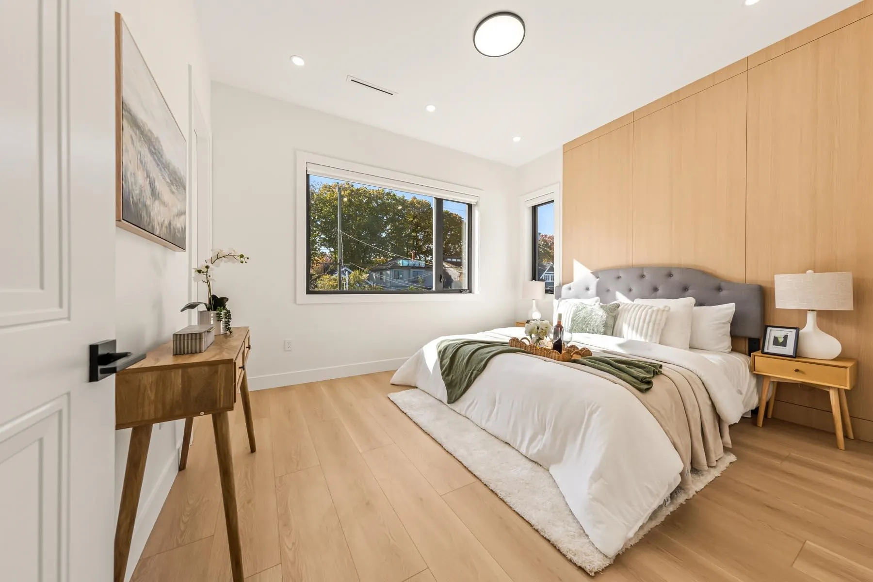 2686 Mcgill Street #2