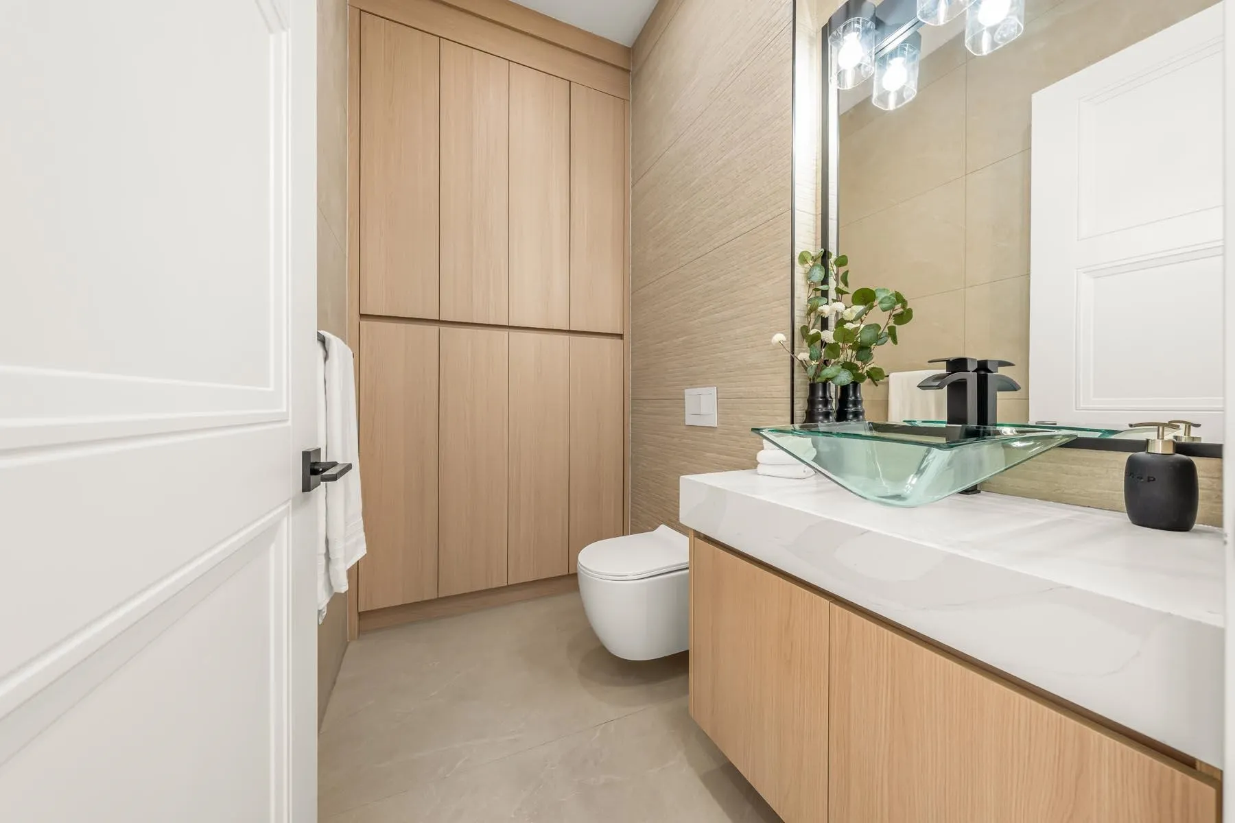 2686 Mcgill Street #2
