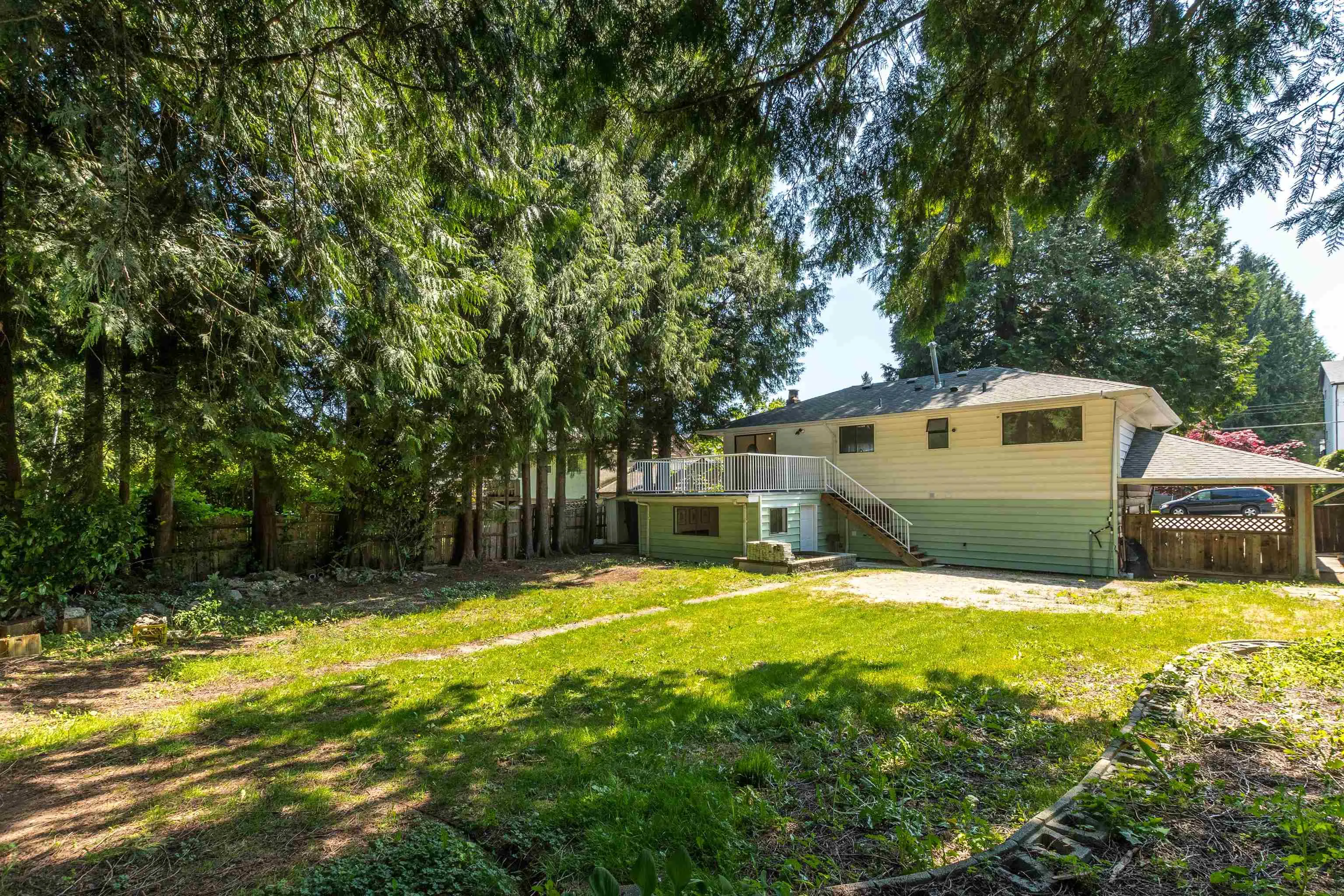 2155 Rindall Avenue