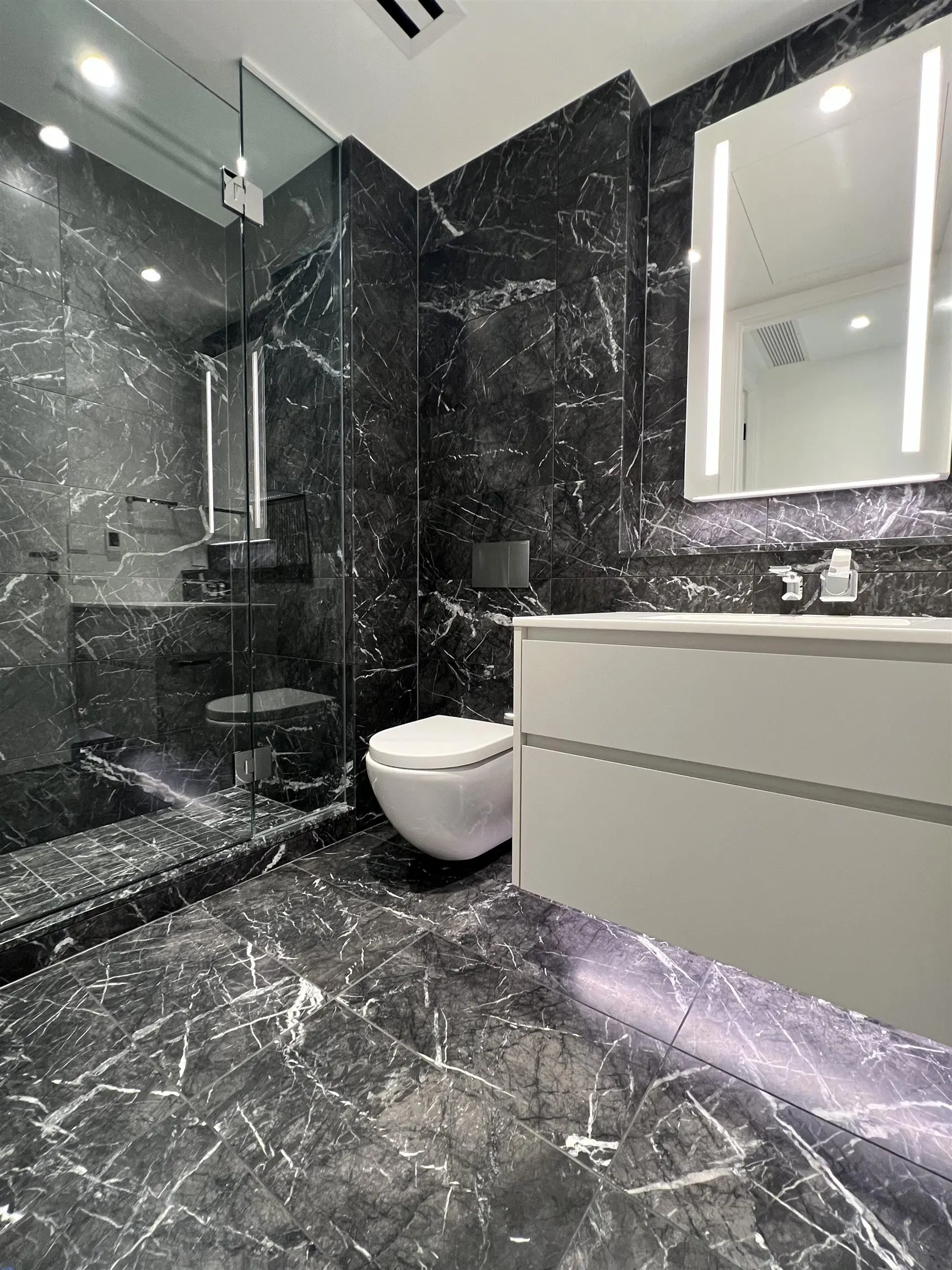 1601 Quebec Street #706