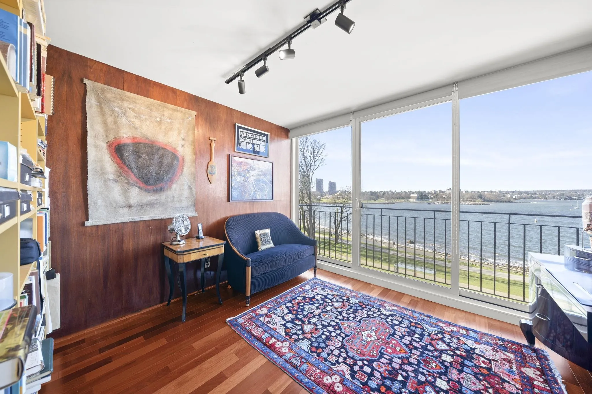 1575 Beach Avenue #402