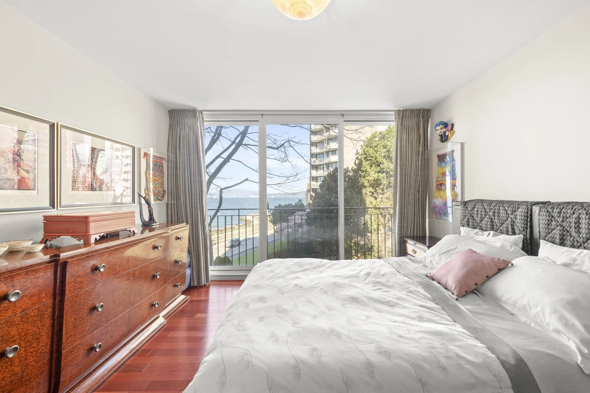 1575 Beach Avenue #402