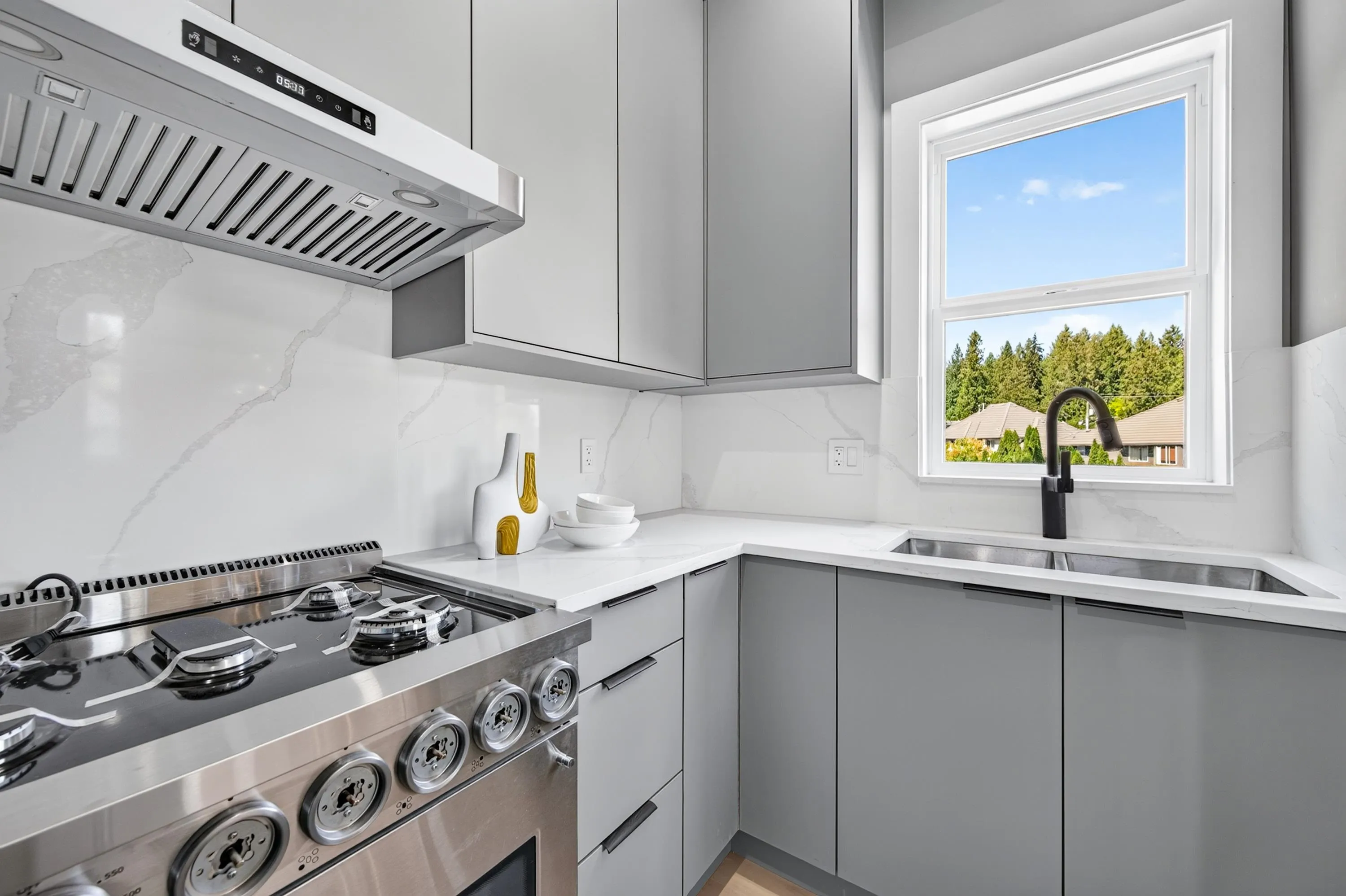 15871 111a Avenue #102