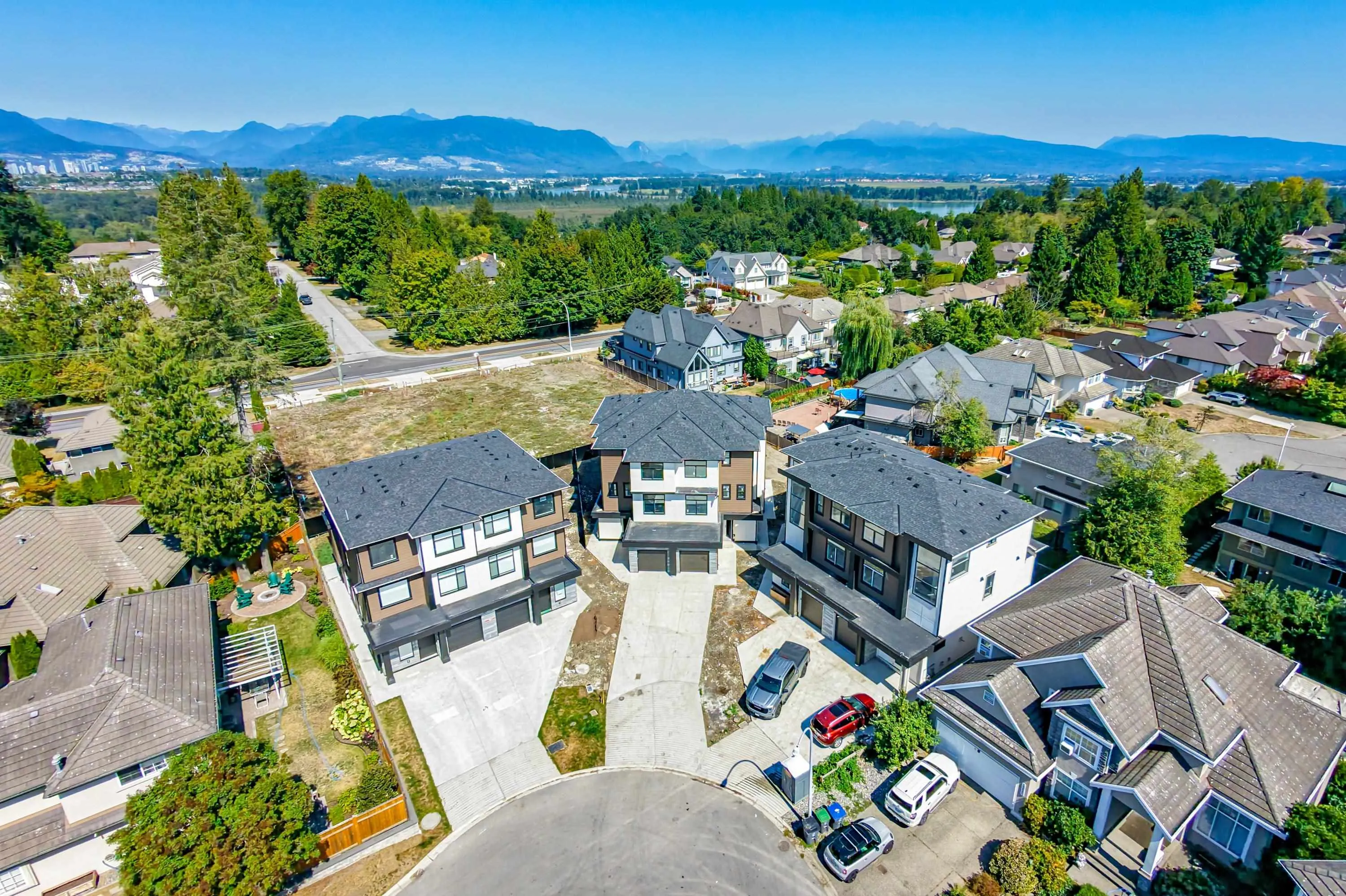 15871 111a Avenue #102