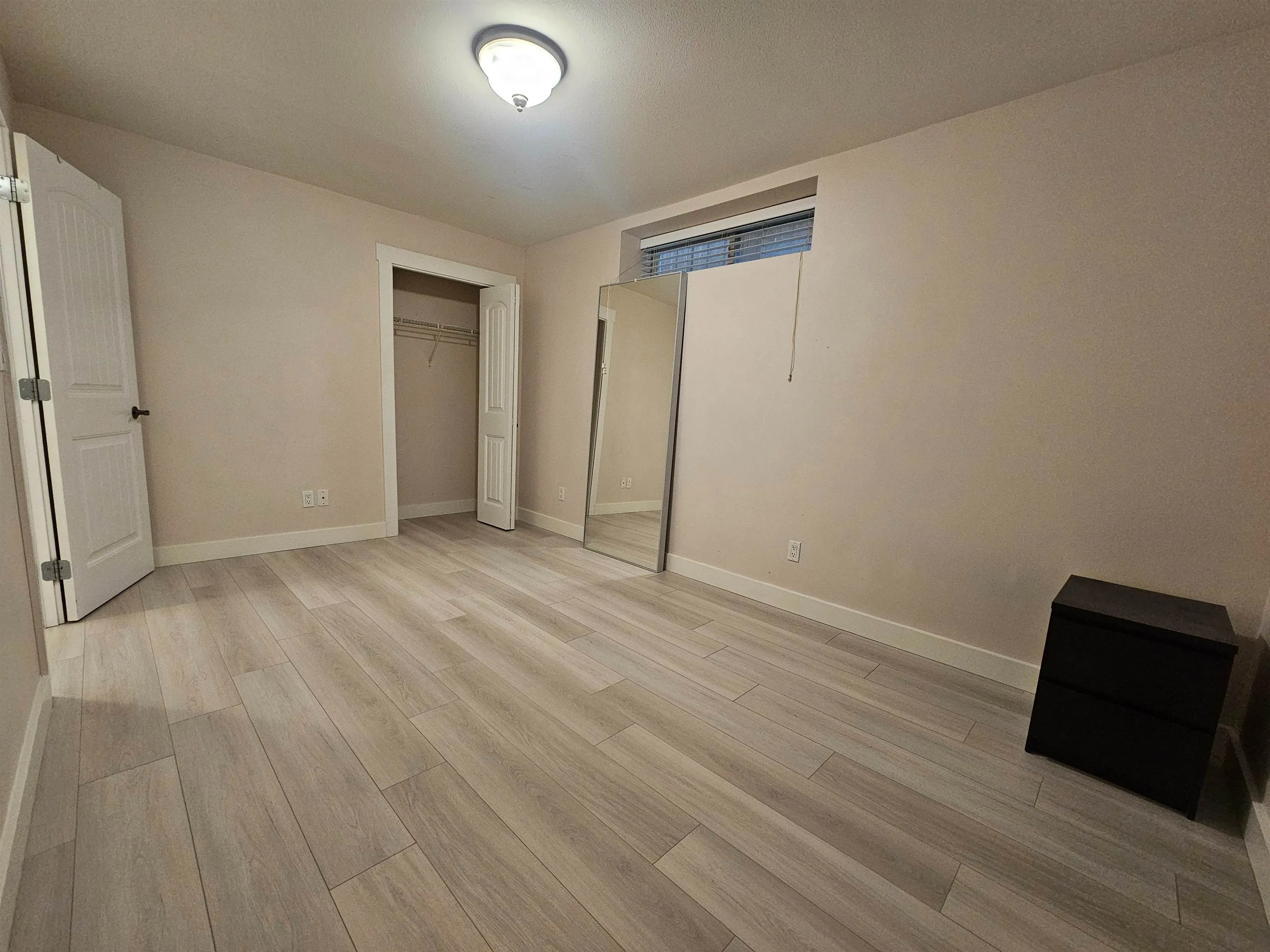 39xx Burke St