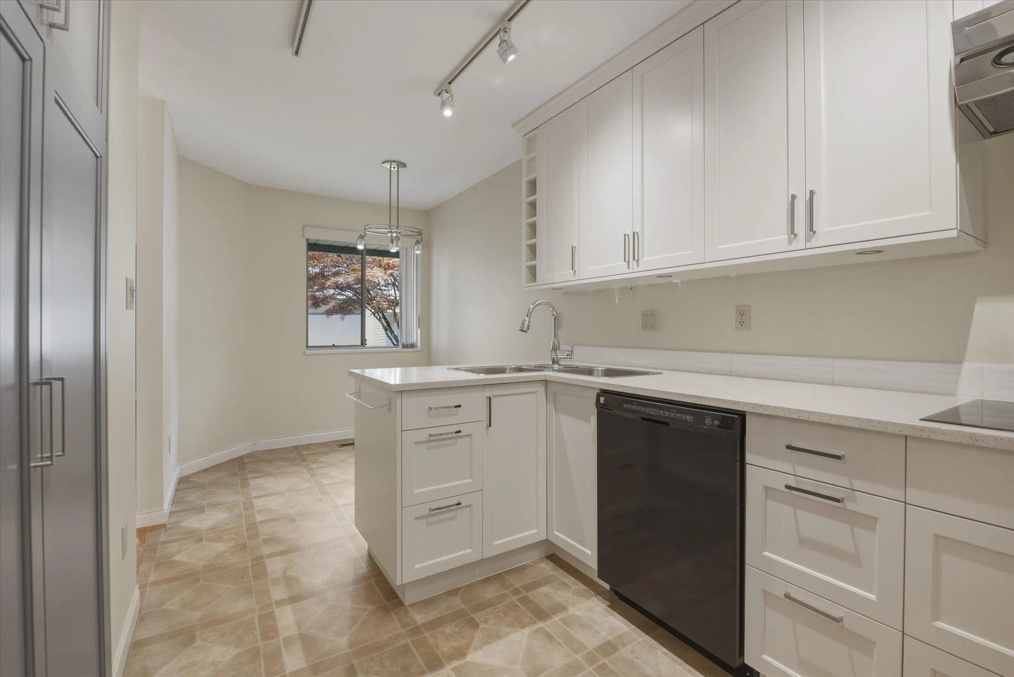 920 Citadel Drive #18