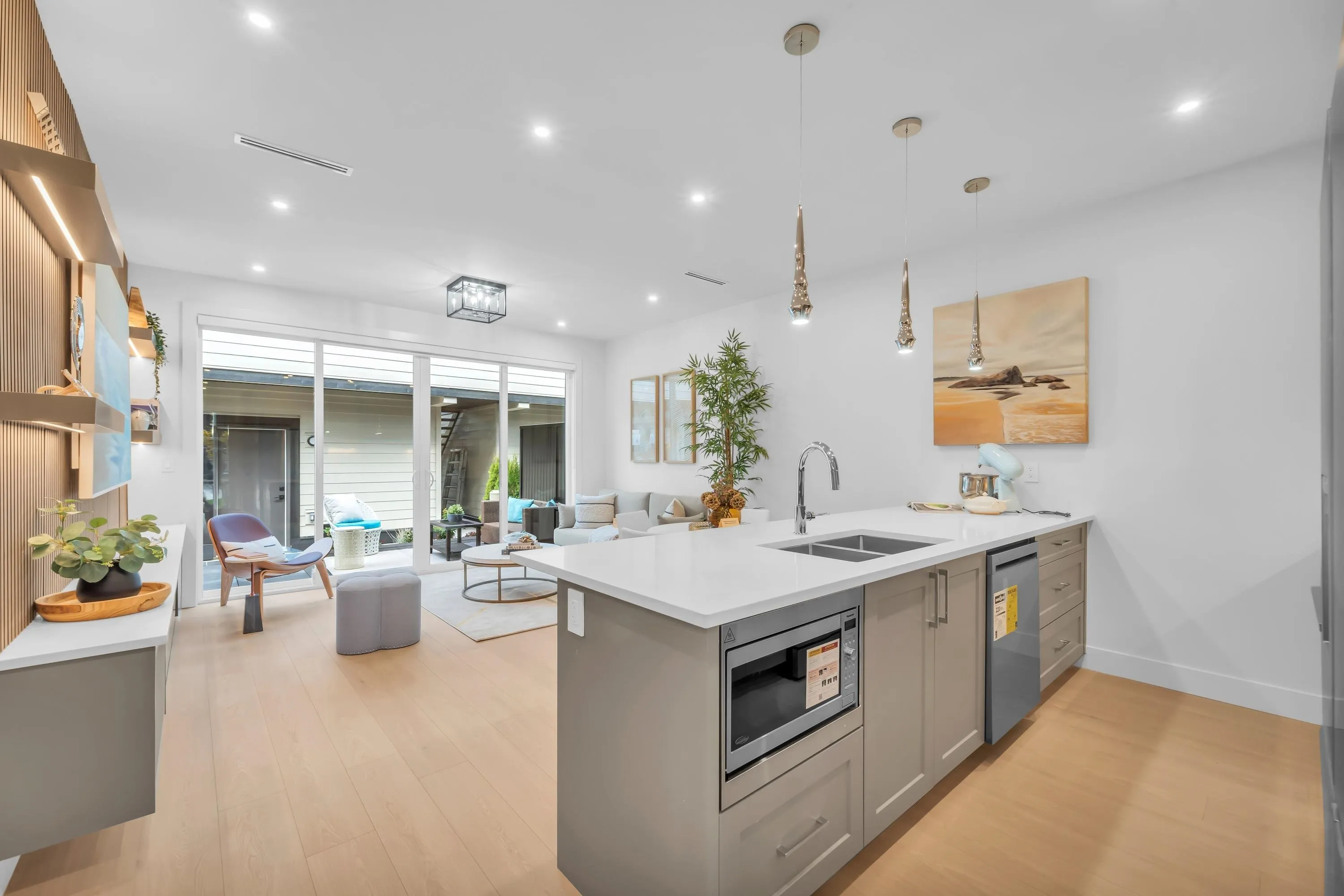 4497 Savoy Street