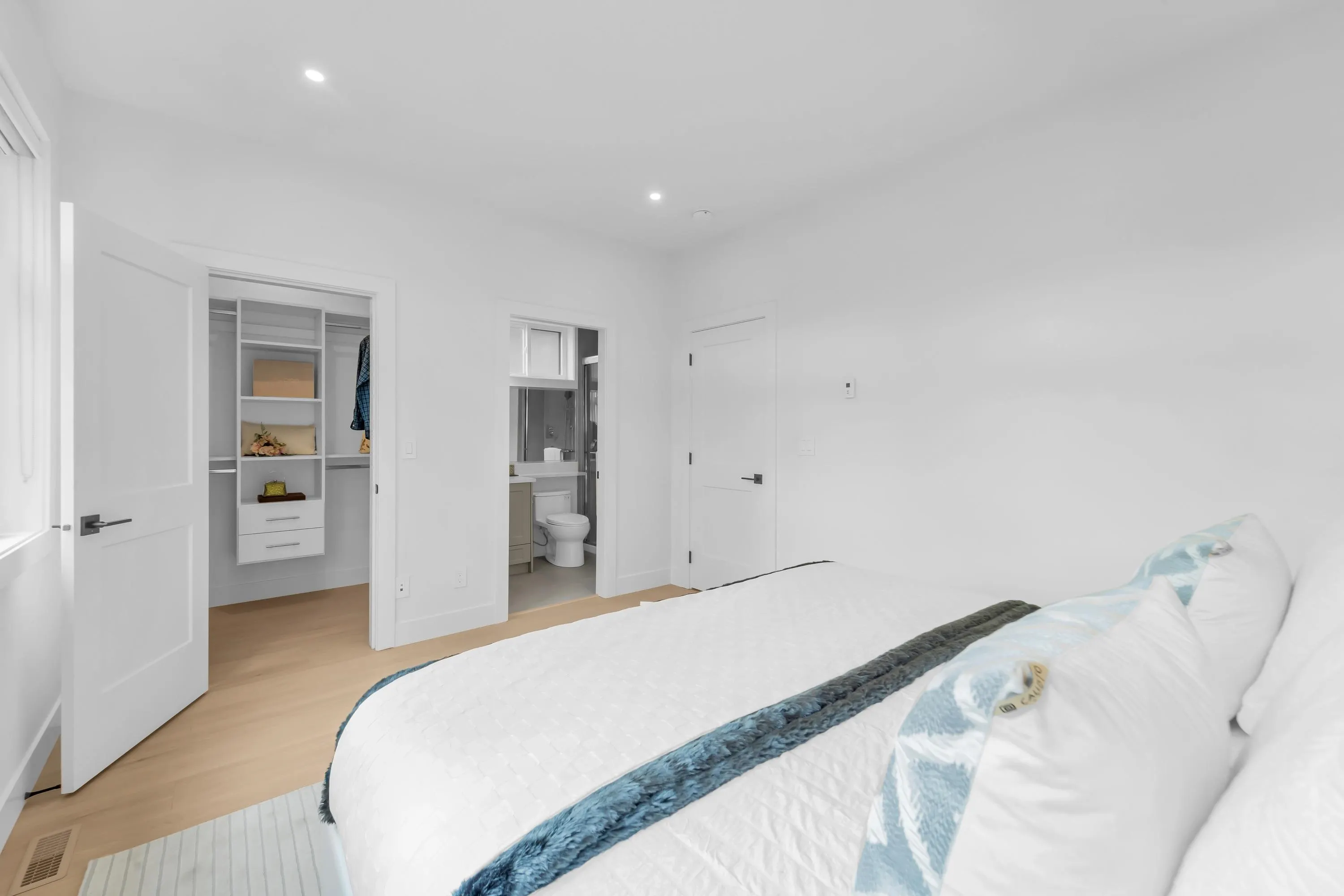 4497 Savoy Street