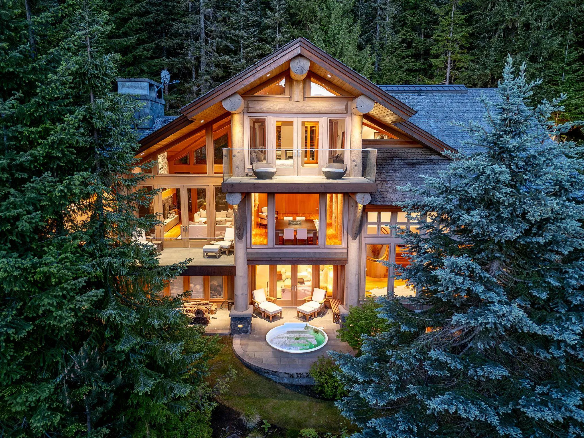 4673 Blackcomb Way