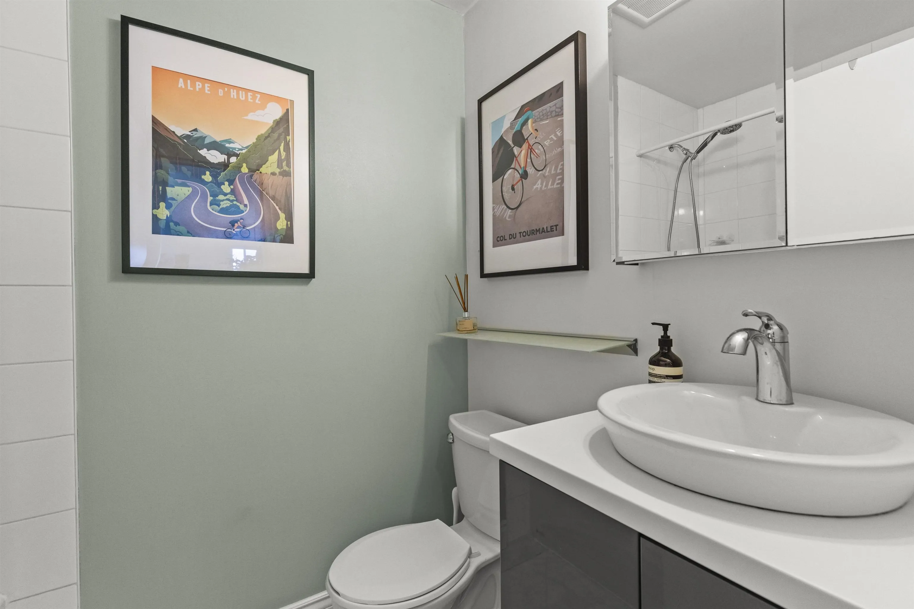 2335 York Avenue #307
